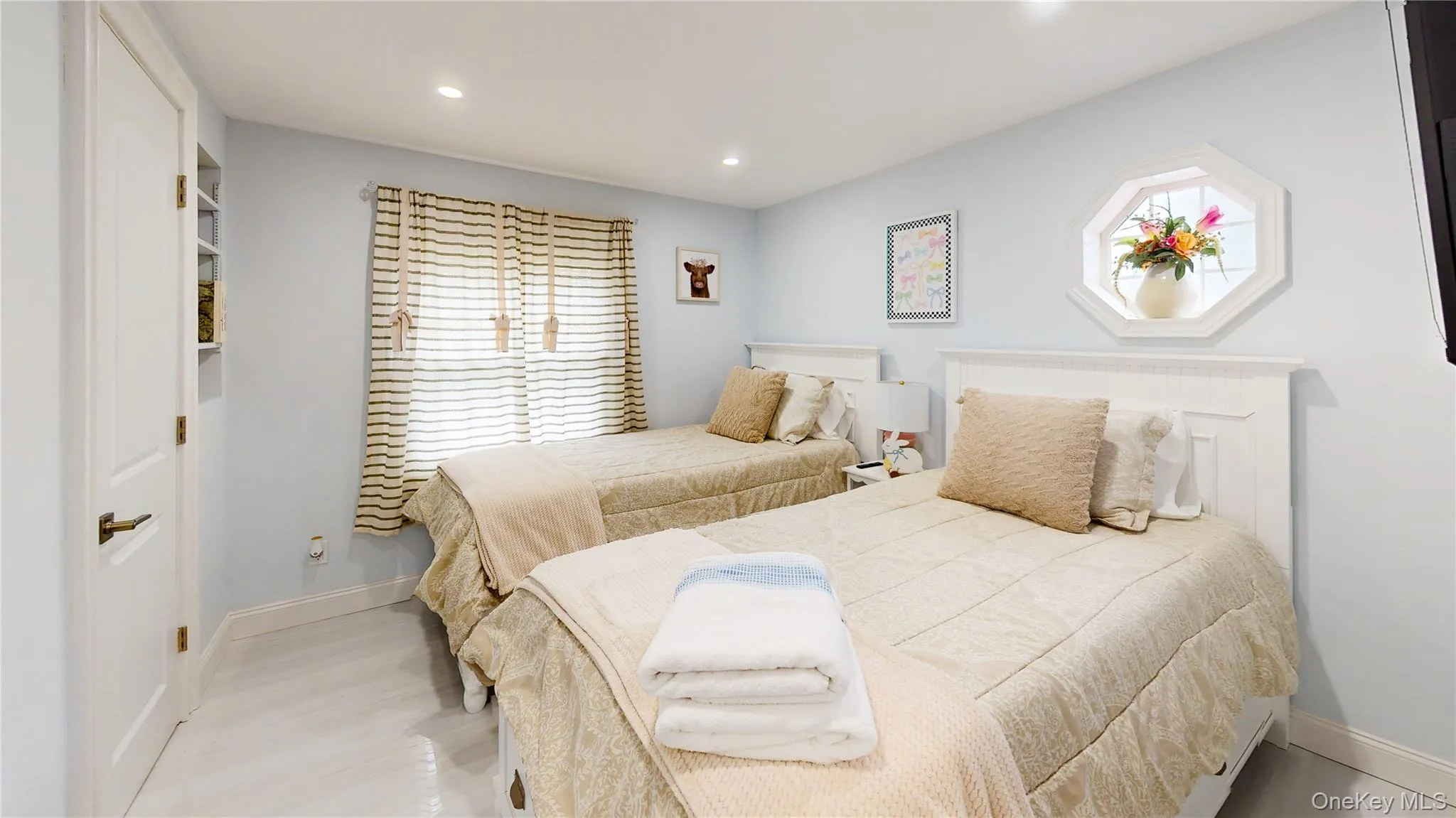 41 Campus Drive, Brookhaven, NY, 4 Bedrooms Bedrooms, 10 Rooms Rooms,2 BathroomsBathrooms,Residential,For Rent,Campus,0,1055665 41 Campus Drive, Brookhaven, NY, 4 Bedrooms Bedrooms, 10 Rooms Rooms,2 BathroomsBathrooms,Residential,For Rent,Campus,0,1055665