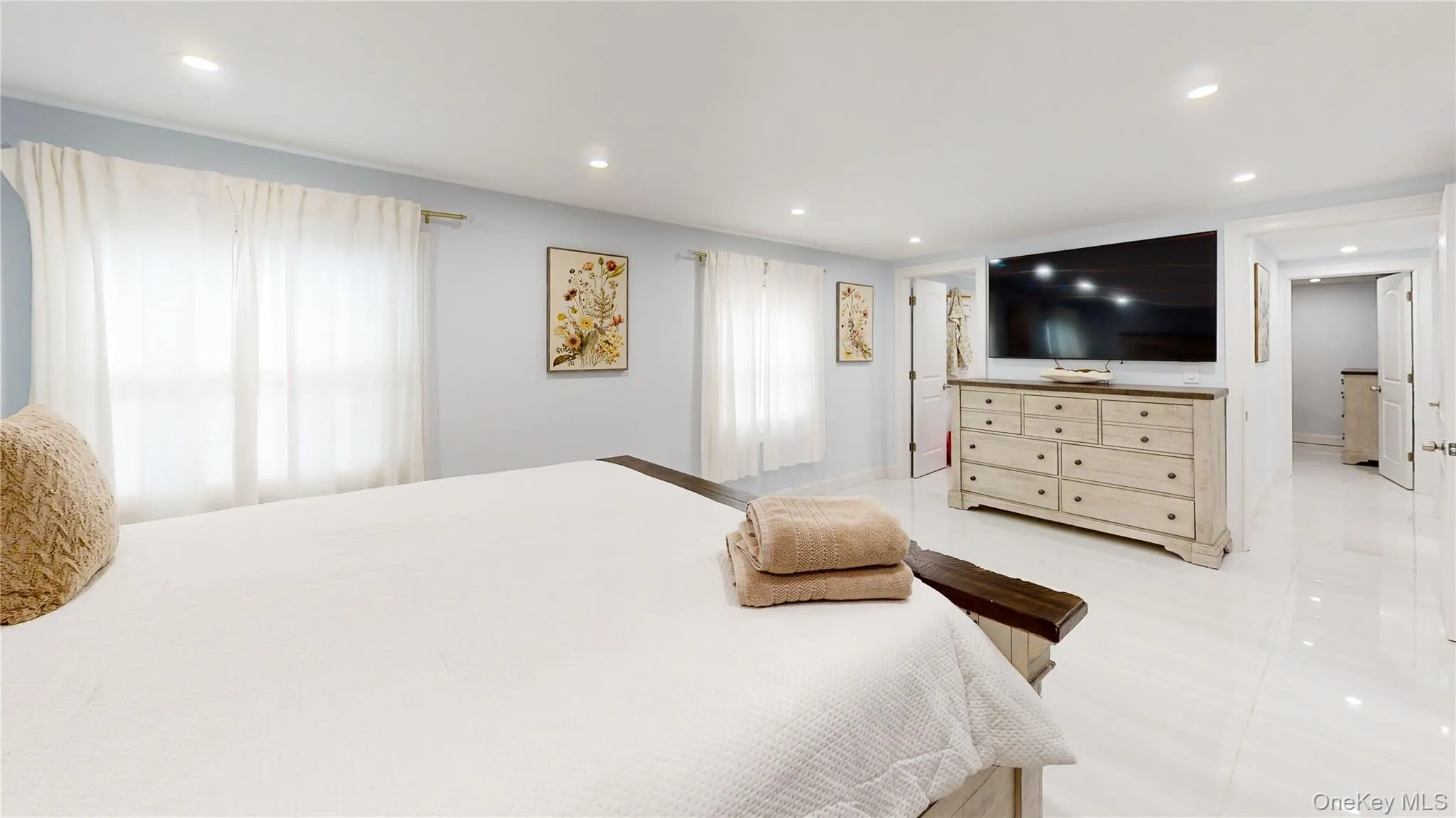 41 Campus Drive, Brookhaven, NY, 4 Bedrooms Bedrooms, 10 Rooms Rooms,2 BathroomsBathrooms,Residential,For Rent,Campus,0,1055665 41 Campus Drive, Brookhaven, NY, 4 Bedrooms Bedrooms, 10 Rooms Rooms,2 BathroomsBathrooms,Residential,For Rent,Campus,0,1055665