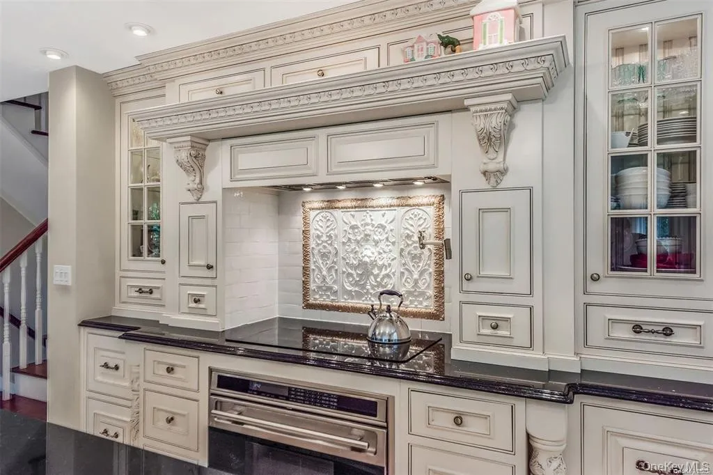 23 Barry Drive, Glen Cove, NY, 4 Bedrooms Bedrooms, 9 Rooms Rooms,2 BathroomsBathrooms,Residential,For Rent,Barry,0,1055666 23 Barry Drive, Glen Cove, NY, 4 Bedrooms Bedrooms, 9 Rooms Rooms,2 BathroomsBathrooms,Residential,For Rent,Barry,0,1055666