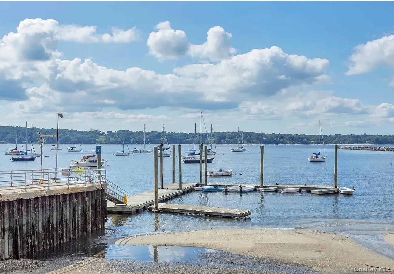 23 Barry Drive, Glen Cove, NY, 4 Bedrooms Bedrooms, 9 Rooms Rooms,2 BathroomsBathrooms,Residential,For Rent,Barry,0,1055666 23 Barry Drive, Glen Cove, NY, 4 Bedrooms Bedrooms, 9 Rooms Rooms,2 BathroomsBathrooms,Residential,For Rent,Barry,0,1055666