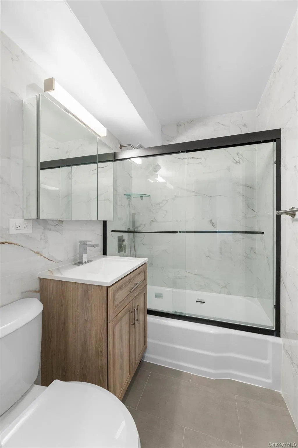 37-31 73rd Street Street, New York, NY, 1 Bedroom Bedrooms, 4 Rooms Rooms,1 BathroomBathrooms,Residential,For Rent,Street,0,1055667 37-31 73rd Street Street, New York, NY, 1 Bedroom Bedrooms, 4 Rooms Rooms,1 BathroomBathrooms,Residential,For Rent,Street,0,1055667