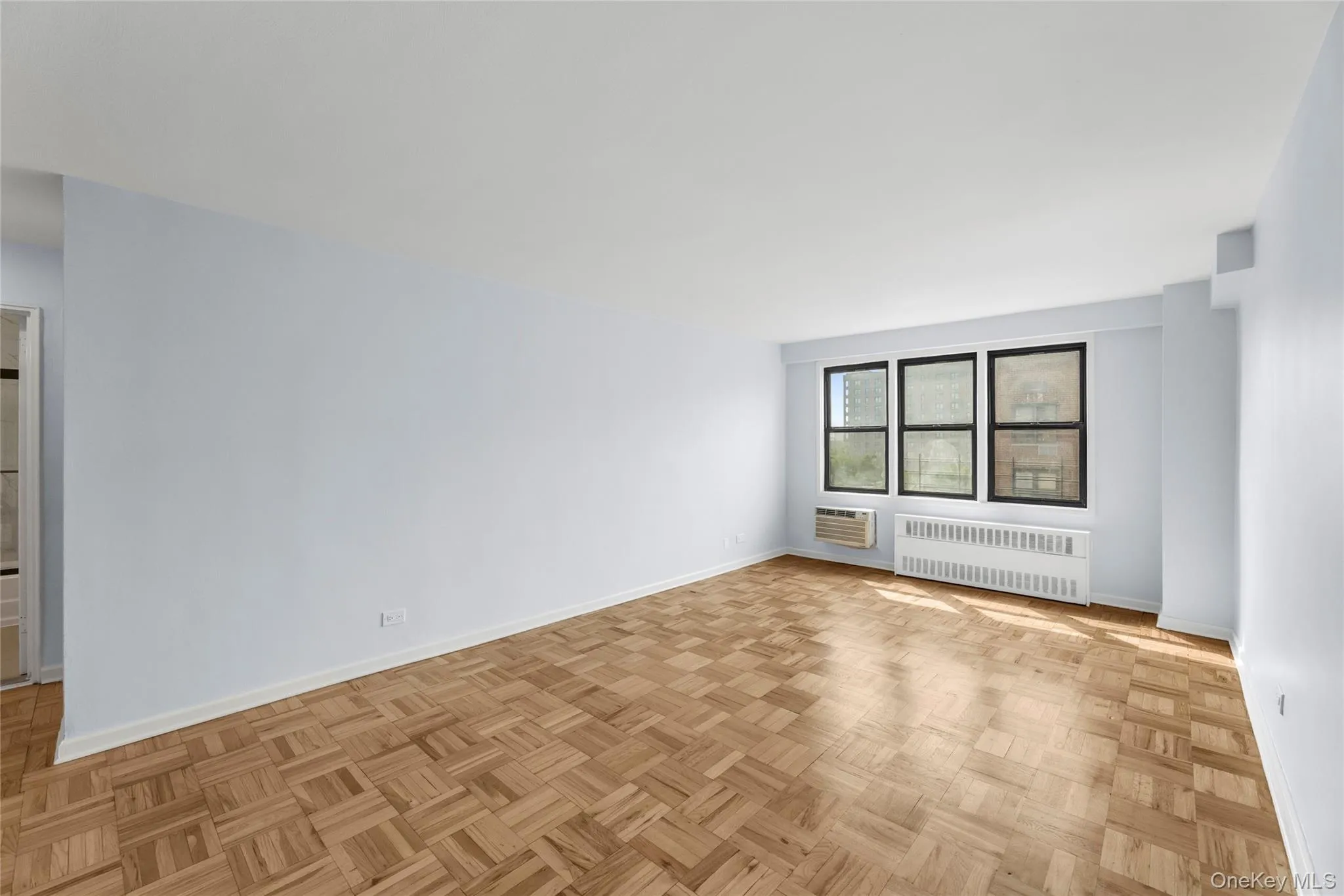 37-31 73rd Street Street, New York, NY, 1 Bedroom Bedrooms, 4 Rooms Rooms,1 BathroomBathrooms,Residential,For Rent,Street,0,1055667 37-31 73rd Street Street, New York, NY, 1 Bedroom Bedrooms, 4 Rooms Rooms,1 BathroomBathrooms,Residential,For Rent,Street,0,1055667