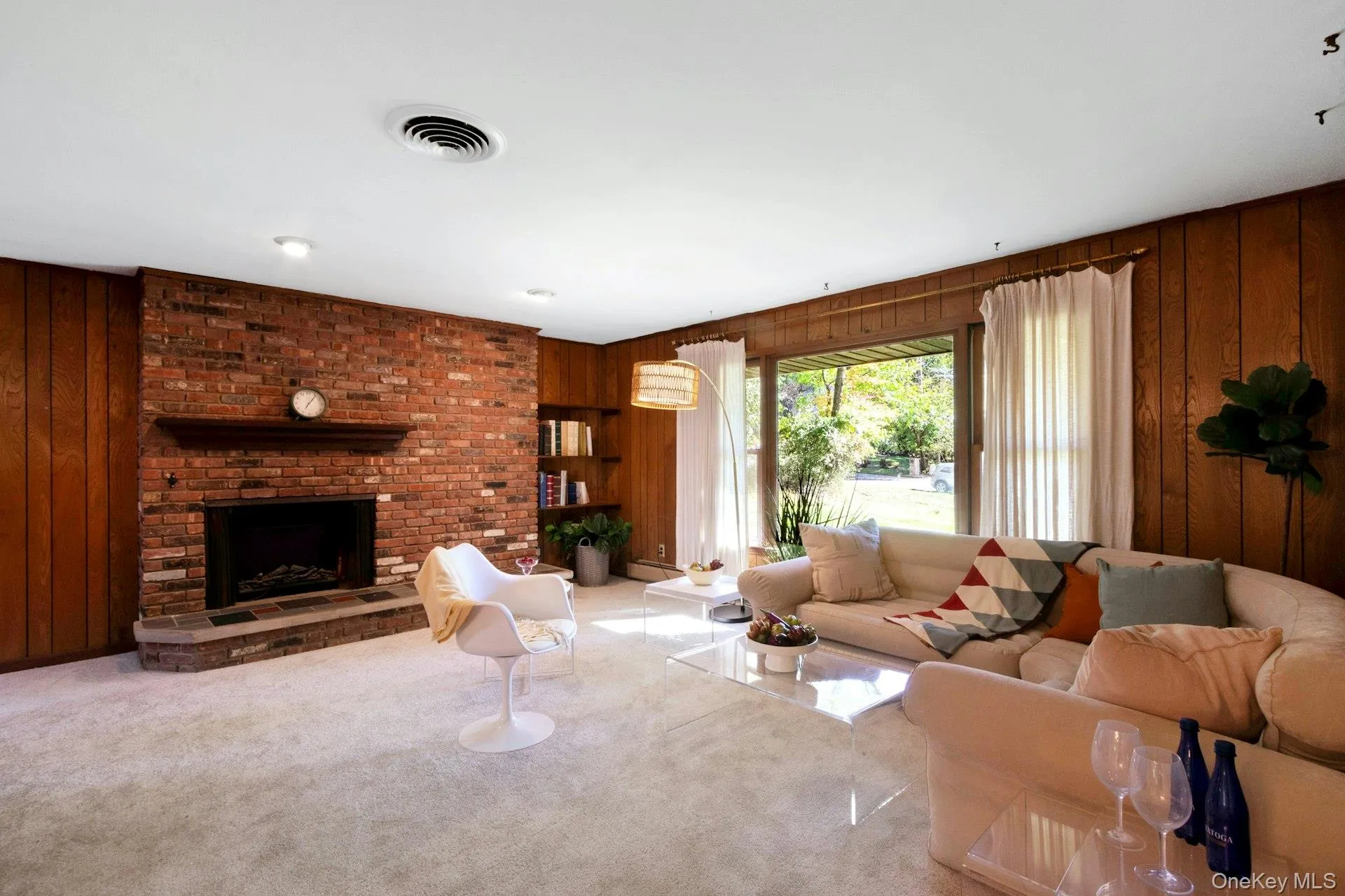61 Rolling Ridge Road, Clarkstown, NY, 6 Bedrooms Bedrooms, 13 Rooms Rooms,3 BathroomsBathrooms,Residential,For Rent,Rolling Ridge,0,1055668 61 Rolling Ridge Road, Clarkstown, NY, 6 Bedrooms Bedrooms, 13 Rooms Rooms,3 BathroomsBathrooms,Residential,For Rent,Rolling Ridge,0,1055668