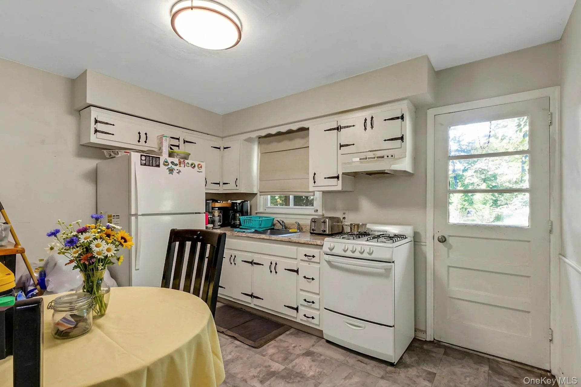 61 Rolling Ridge Road, Clarkstown, NY, 6 Bedrooms Bedrooms, 13 Rooms Rooms,3 BathroomsBathrooms,Residential,For Rent,Rolling Ridge,0,1055668 61 Rolling Ridge Road, Clarkstown, NY, 6 Bedrooms Bedrooms, 13 Rooms Rooms,3 BathroomsBathrooms,Residential,For Rent,Rolling Ridge,0,1055668