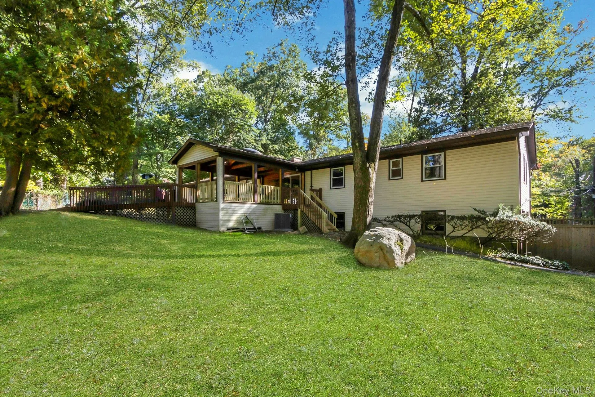 61 Rolling Ridge Road, Clarkstown, NY, 6 Bedrooms Bedrooms, 13 Rooms Rooms,3 BathroomsBathrooms,Residential,For Rent,Rolling Ridge,0,1055668 61 Rolling Ridge Road, Clarkstown, NY, 6 Bedrooms Bedrooms, 13 Rooms Rooms,3 BathroomsBathrooms,Residential,For Rent,Rolling Ridge,0,1055668