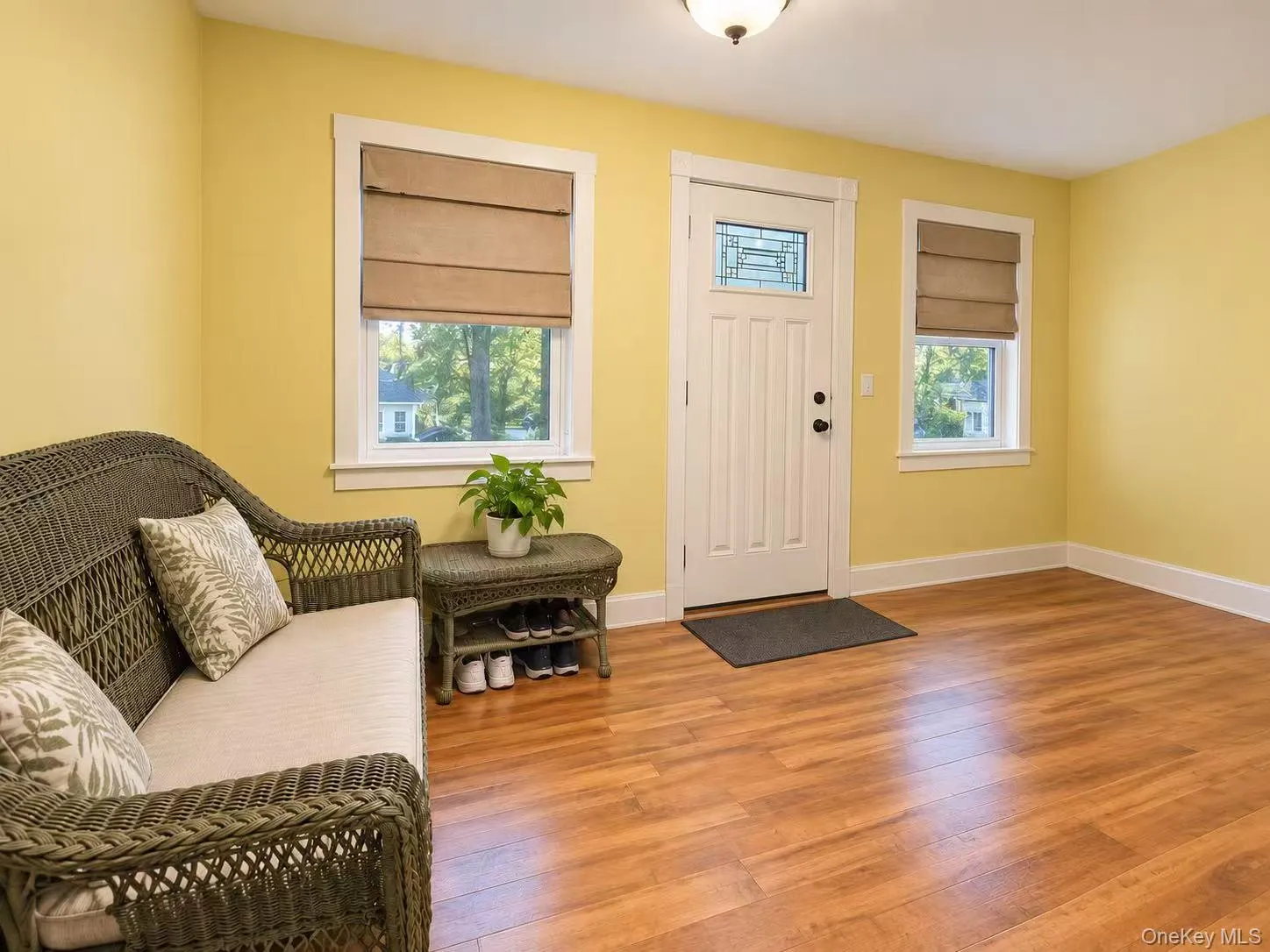 90-71 178th Street, New York, NY, 3 Bedrooms Bedrooms, 7 Rooms Rooms,1 BathroomBathrooms,Residential,For Rent,178th,0,1055672 90-71 178th Street, New York, NY, 3 Bedrooms Bedrooms, 7 Rooms Rooms,1 BathroomBathrooms,Residential,For Rent,178th,0,1055672