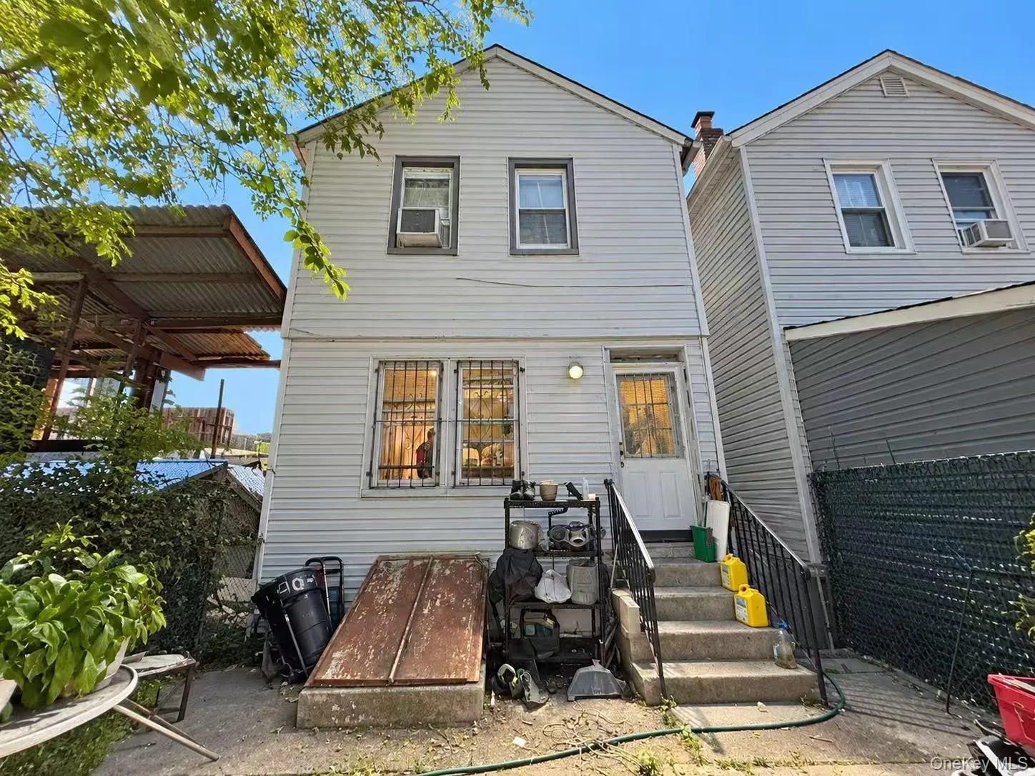 90-71 178th Street, New York, NY, 3 Bedrooms Bedrooms, 7 Rooms Rooms,1 BathroomBathrooms,Residential,For Rent,178th,0,1055672 90-71 178th Street, New York, NY, 3 Bedrooms Bedrooms, 7 Rooms Rooms,1 BathroomBathrooms,Residential,For Rent,178th,0,1055672