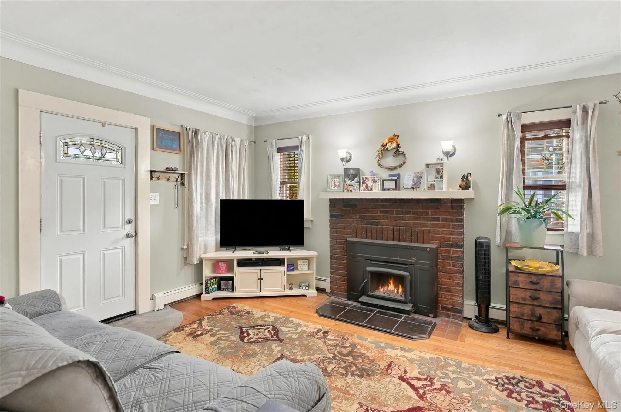 34 Adams Street, Poughkeepsie (town), NY, 2 Bedrooms Bedrooms, 7 Rooms Rooms,1 BathroomBathrooms,Residential,For Rent,Adams,0,1055673 34 Adams Street, Poughkeepsie (town), NY, 2 Bedrooms Bedrooms, 7 Rooms Rooms,1 BathroomBathrooms,Residential,For Rent,Adams,0,1055673