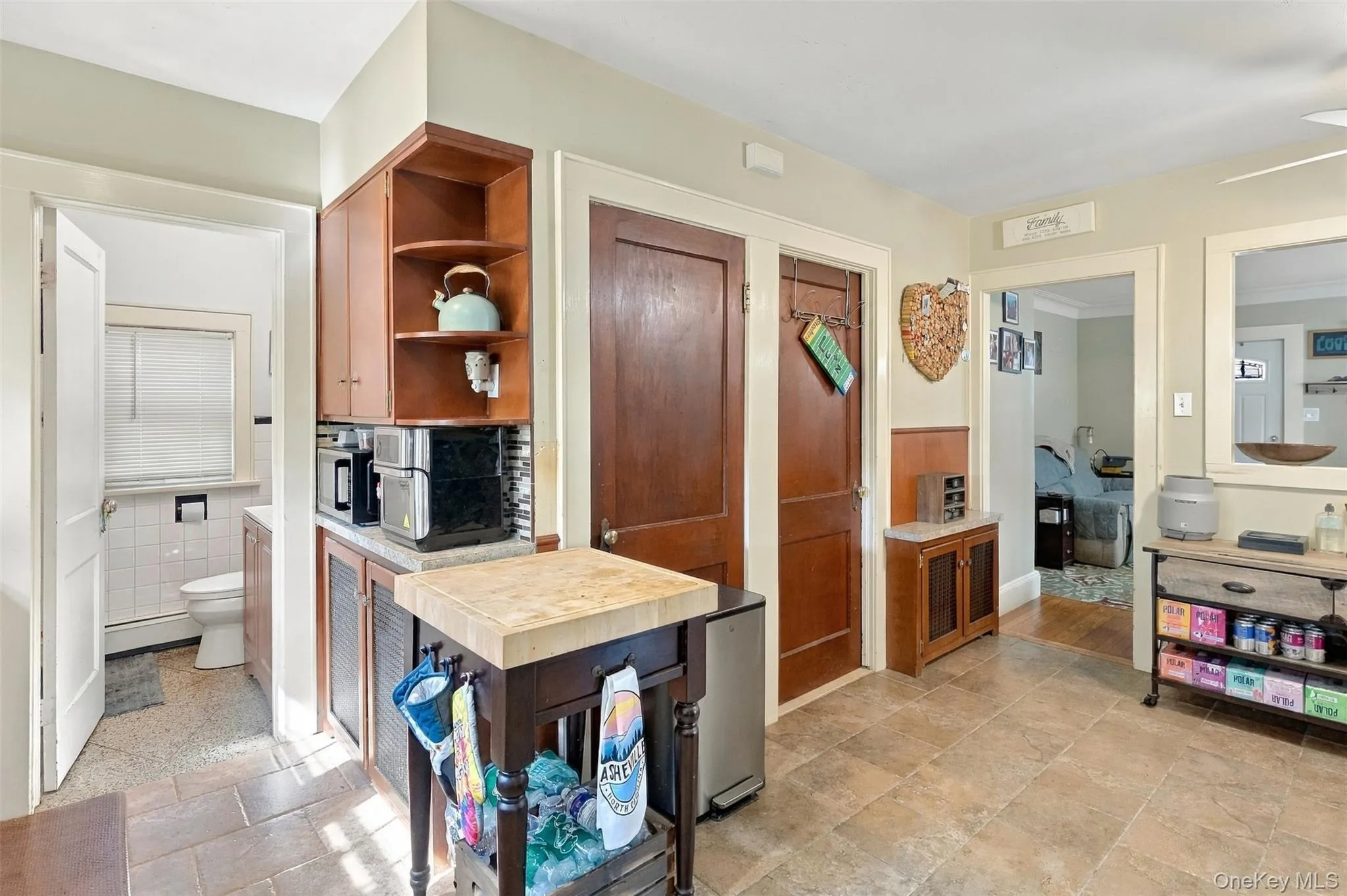 34 Adams Street, Poughkeepsie (town), NY, 2 Bedrooms Bedrooms, 7 Rooms Rooms,1 BathroomBathrooms,Residential,For Rent,Adams,0,1055673 34 Adams Street, Poughkeepsie (town), NY, 2 Bedrooms Bedrooms, 7 Rooms Rooms,1 BathroomBathrooms,Residential,For Rent,Adams,0,1055673
