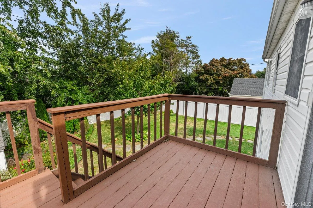 61 Hollyhock Road, Hempstead, NY, 3 Bedrooms Bedrooms, 6 Rooms Rooms,2 BathroomsBathrooms,Residential,For Rent,Hollyhock,0,1055683 61 Hollyhock Road, Hempstead, NY, 3 Bedrooms Bedrooms, 6 Rooms Rooms,2 BathroomsBathrooms,Residential,For Rent,Hollyhock,0,1055683