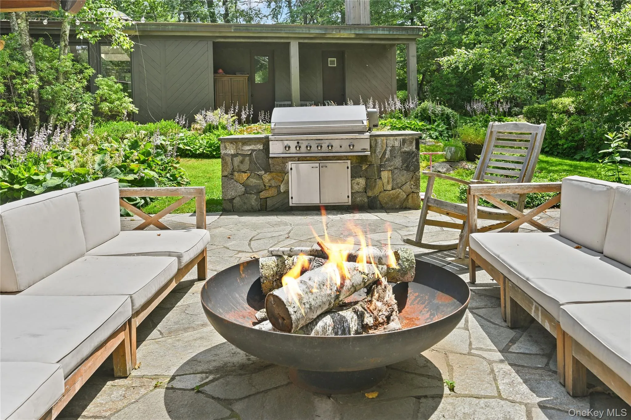 37 Sarles Street, North Castle, NY, 5 Bedrooms Bedrooms, 10 Rooms Rooms,6 BathroomsBathrooms,Residential,For Rent,Sarles,0,1055687 37 Sarles Street, North Castle, NY, 5 Bedrooms Bedrooms, 10 Rooms Rooms,6 BathroomsBathrooms,Residential,For Rent,Sarles,0,1055687