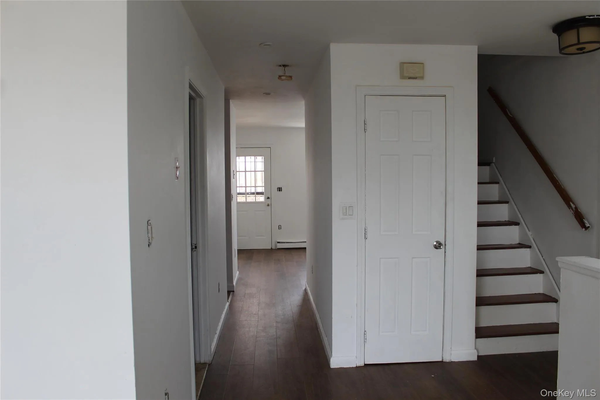 337 Beach 42nd Street, New York, NY, 3 Bedroom Bedrooms, 6 Room Rooms,2 BathroomBathrooms,Residential Lease,For Rent,Beach 42nd,0,1055700 337 Beach 42nd Street, New York, NY, 3 Bedroom Bedrooms, 6 Room Rooms,2 BathroomBathrooms,Residential Lease,For Rent,Beach 42nd,0,1055700