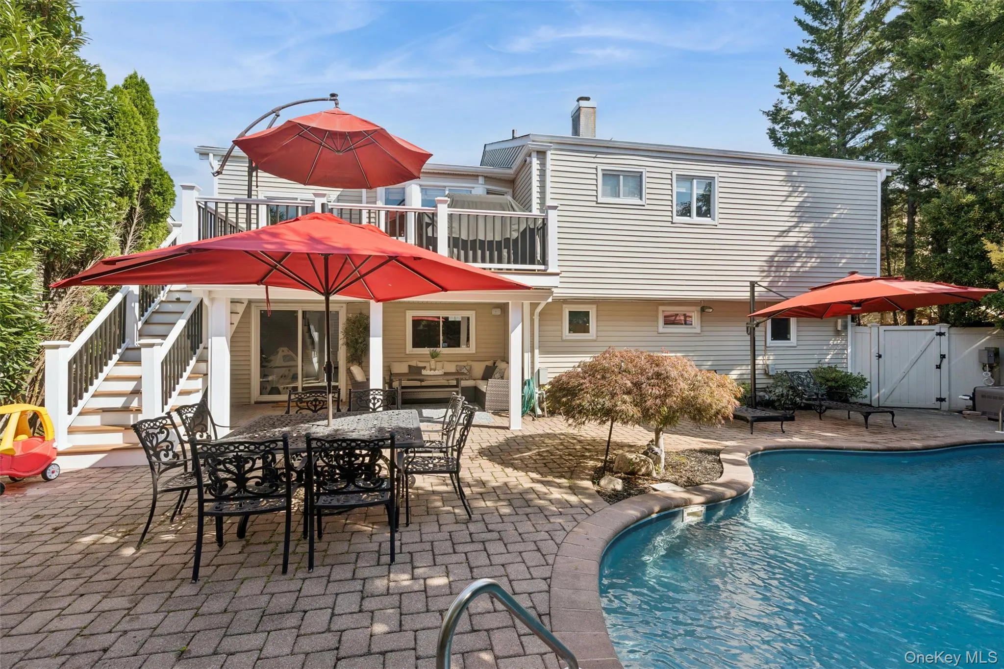 1650 James Street, Hempstead, NY, 4 Bedrooms Bedrooms, 9 Rooms Rooms,2 BathroomsBathrooms,Residential,For Rent,James,0,1055702 1650 James Street, Hempstead, NY, 4 Bedrooms Bedrooms, 9 Rooms Rooms,2 BathroomsBathrooms,Residential,For Rent,James,0,1055702
