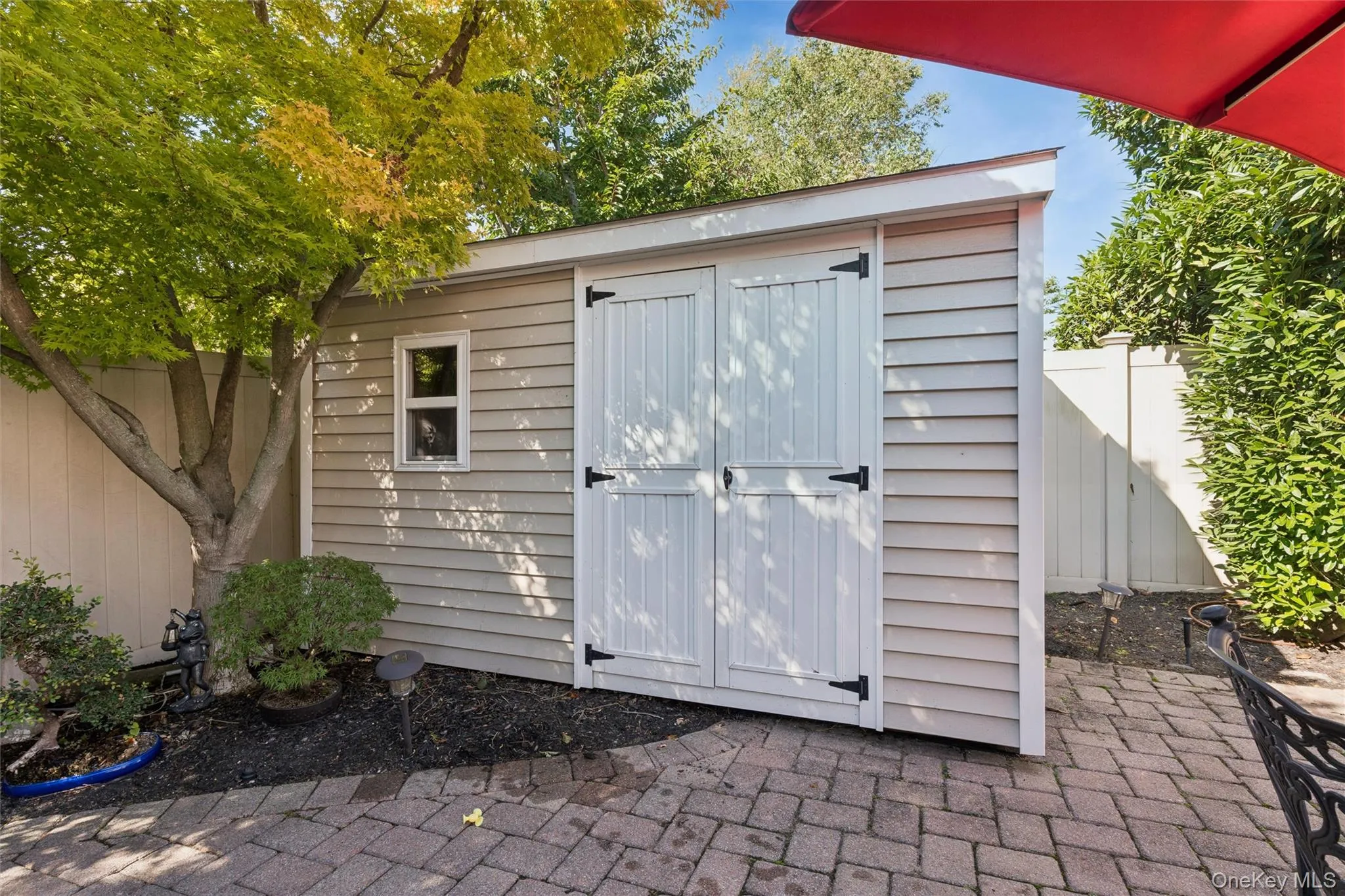 1650 James Street, Hempstead, NY, 4 Bedrooms Bedrooms, 9 Rooms Rooms,2 BathroomsBathrooms,Residential,For Rent,James,0,1055702 1650 James Street, Hempstead, NY, 4 Bedrooms Bedrooms, 9 Rooms Rooms,2 BathroomsBathrooms,Residential,For Rent,James,0,1055702