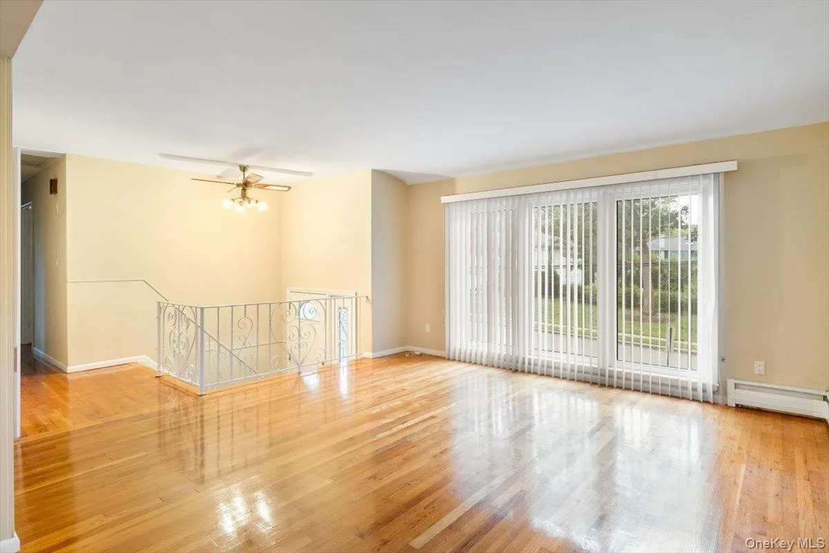 22 cedar Street, Oyster Bay, NY, 4 Bedrooms Bedrooms, 7 Rooms Rooms,2 BathroomsBathrooms,Residential,For Rent,cedar,0,1055703 22 cedar Street, Oyster Bay, NY, 4 Bedrooms Bedrooms, 7 Rooms Rooms,2 BathroomsBathrooms,Residential,For Rent,cedar,0,1055703