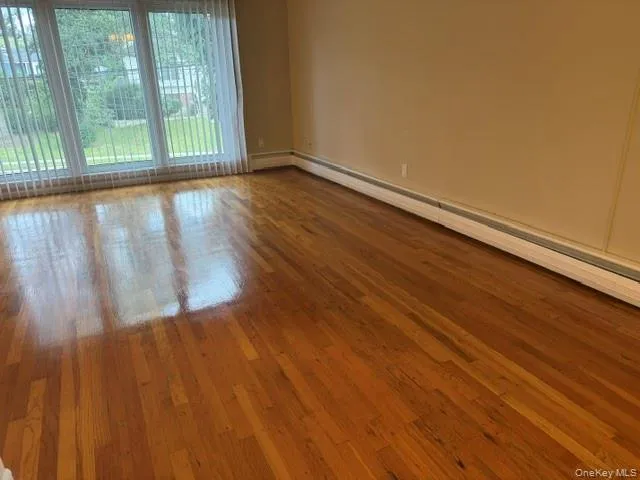 22 cedar Street, Oyster Bay, NY, 4 Bedrooms Bedrooms, 7 Rooms Rooms,2 BathroomsBathrooms,Residential,For Rent,cedar,0,1055703 22 cedar Street, Oyster Bay, NY, 4 Bedrooms Bedrooms, 7 Rooms Rooms,2 BathroomsBathrooms,Residential,For Rent,cedar,0,1055703