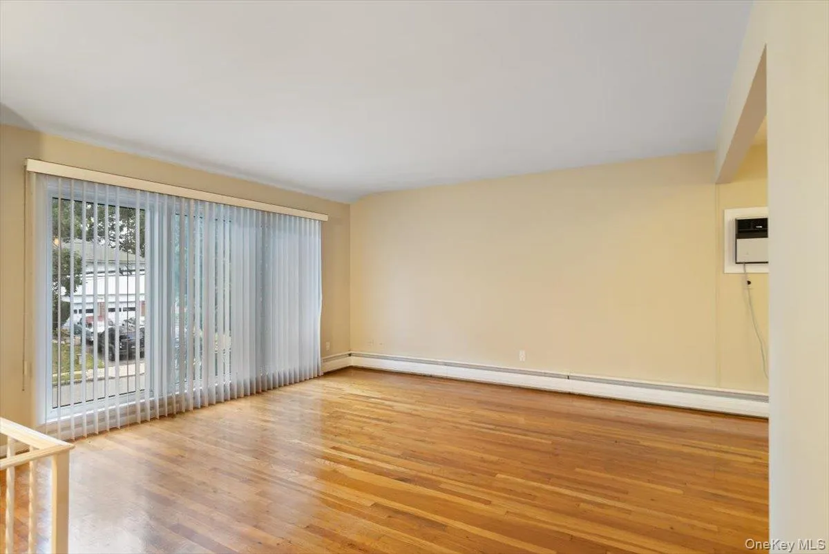 22 cedar Street, Oyster Bay, NY, 4 Bedrooms Bedrooms, 7 Rooms Rooms,2 BathroomsBathrooms,Residential,For Rent,cedar,0,1055703 22 cedar Street, Oyster Bay, NY, 4 Bedrooms Bedrooms, 7 Rooms Rooms,2 BathroomsBathrooms,Residential,For Rent,cedar,0,1055703