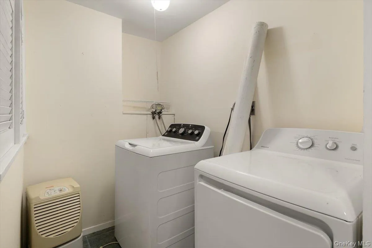 22 cedar Street, Oyster Bay, NY, 4 Bedrooms Bedrooms, 7 Rooms Rooms,2 BathroomsBathrooms,Residential,For Rent,cedar,0,1055703 22 cedar Street, Oyster Bay, NY, 4 Bedrooms Bedrooms, 7 Rooms Rooms,2 BathroomsBathrooms,Residential,For Rent,cedar,0,1055703