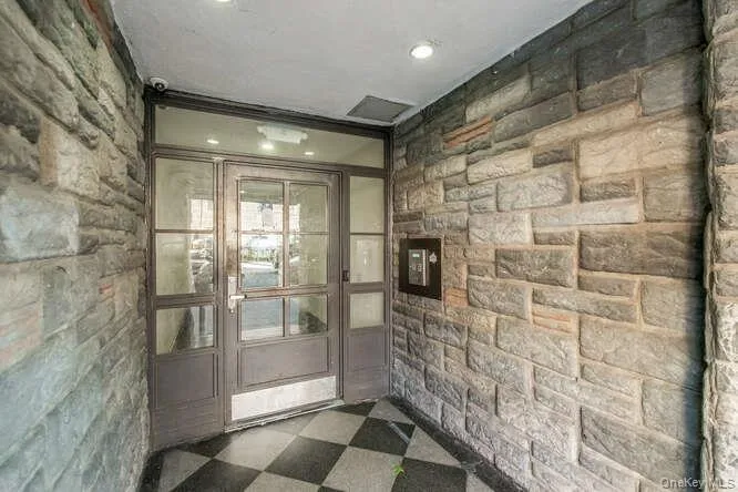 3230 Cruger Avenue, New York, NY, 1 Bedroom Bedrooms, 3 Rooms Rooms,1 BathroomBathrooms,Residential,For Rent,Cruger,0,1055706 3230 Cruger Avenue, New York, NY, 1 Bedroom Bedrooms, 3 Rooms Rooms,1 BathroomBathrooms,Residential,For Rent,Cruger,0,1055706