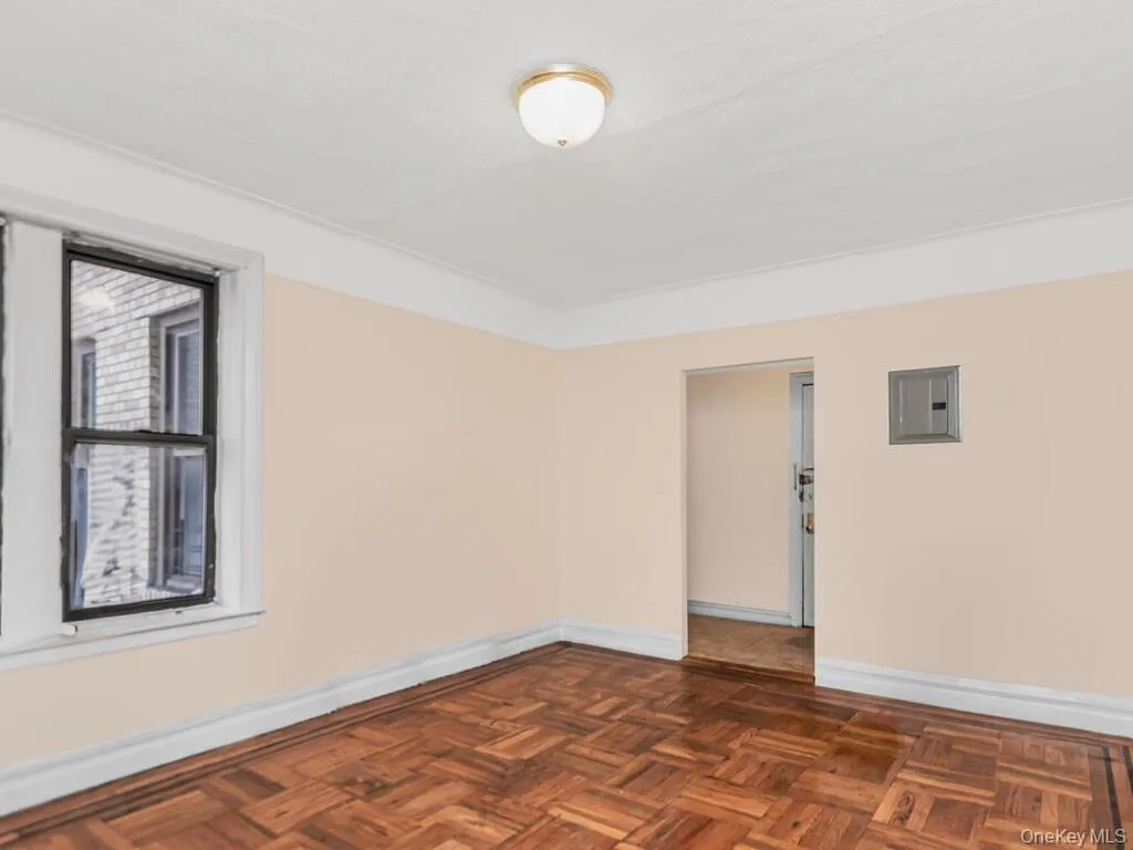 3230 Cruger Avenue, New York, NY, 1 Bedroom Bedrooms, 3 Rooms Rooms,1 BathroomBathrooms,Residential,For Rent,Cruger,0,1055709 3230 Cruger Avenue, New York, NY, 1 Bedroom Bedrooms, 3 Rooms Rooms,1 BathroomBathrooms,Residential,For Rent,Cruger,0,1055709