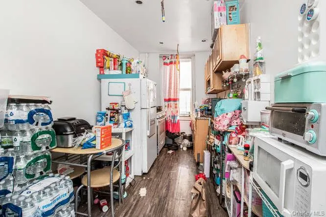 3230 Cruger Avenue, New York, NY, 1 Bedroom Bedrooms, 3 Rooms Rooms,1 BathroomBathrooms,Residential,For Rent,Cruger,0,1055712 3230 Cruger Avenue, New York, NY, 1 Bedroom Bedrooms, 3 Rooms Rooms,1 BathroomBathrooms,Residential,For Rent,Cruger,0,1055712