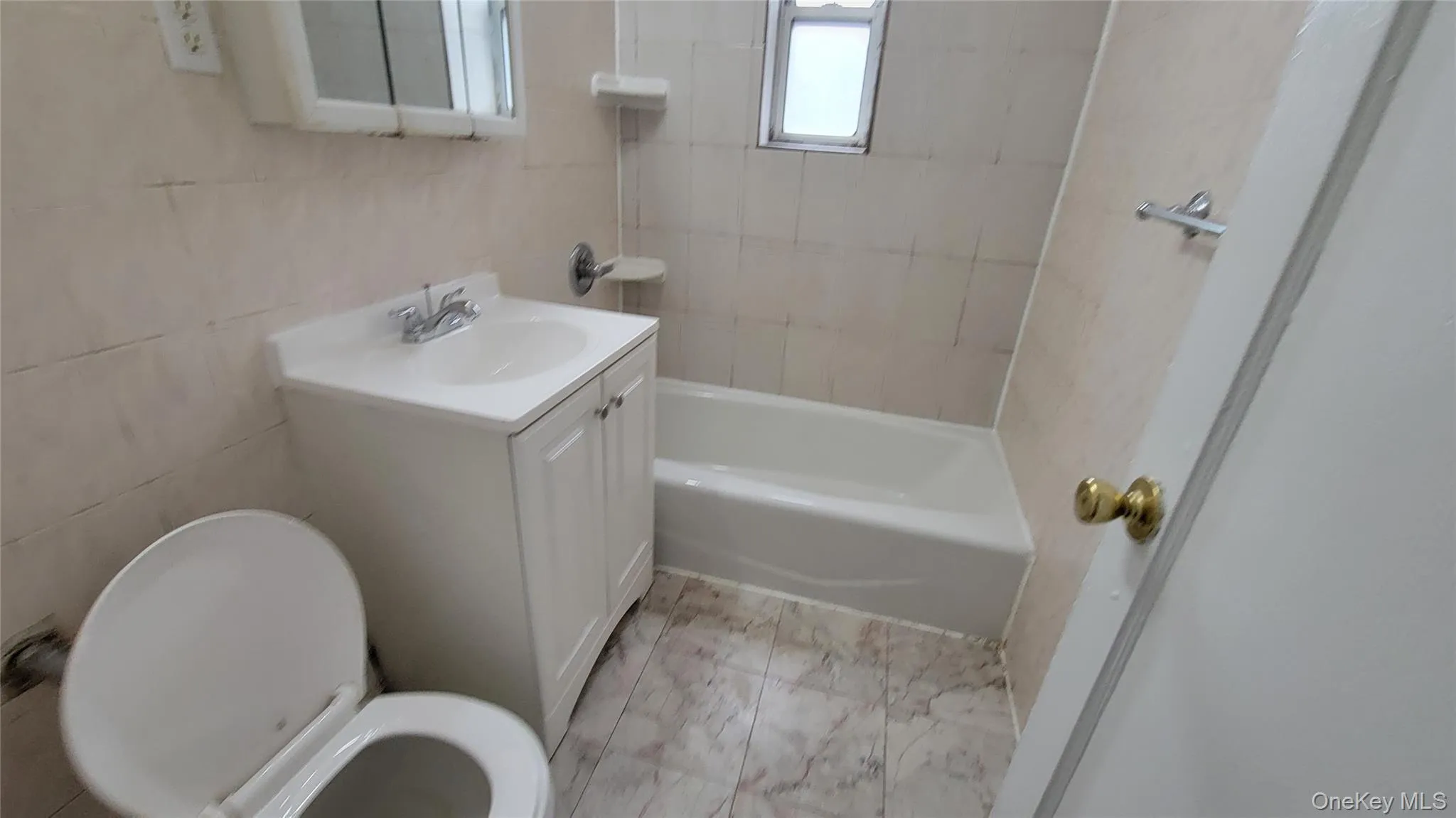 111-05 66 Avenue, New York, NY, 1 Bedroom Bedrooms, 3 Rooms Rooms,1 BathroomBathrooms,Residential,For Rent,66,0,1055720 111-05 66 Avenue, New York, NY, 1 Bedroom Bedrooms, 3 Rooms Rooms,1 BathroomBathrooms,Residential,For Rent,66,0,1055720