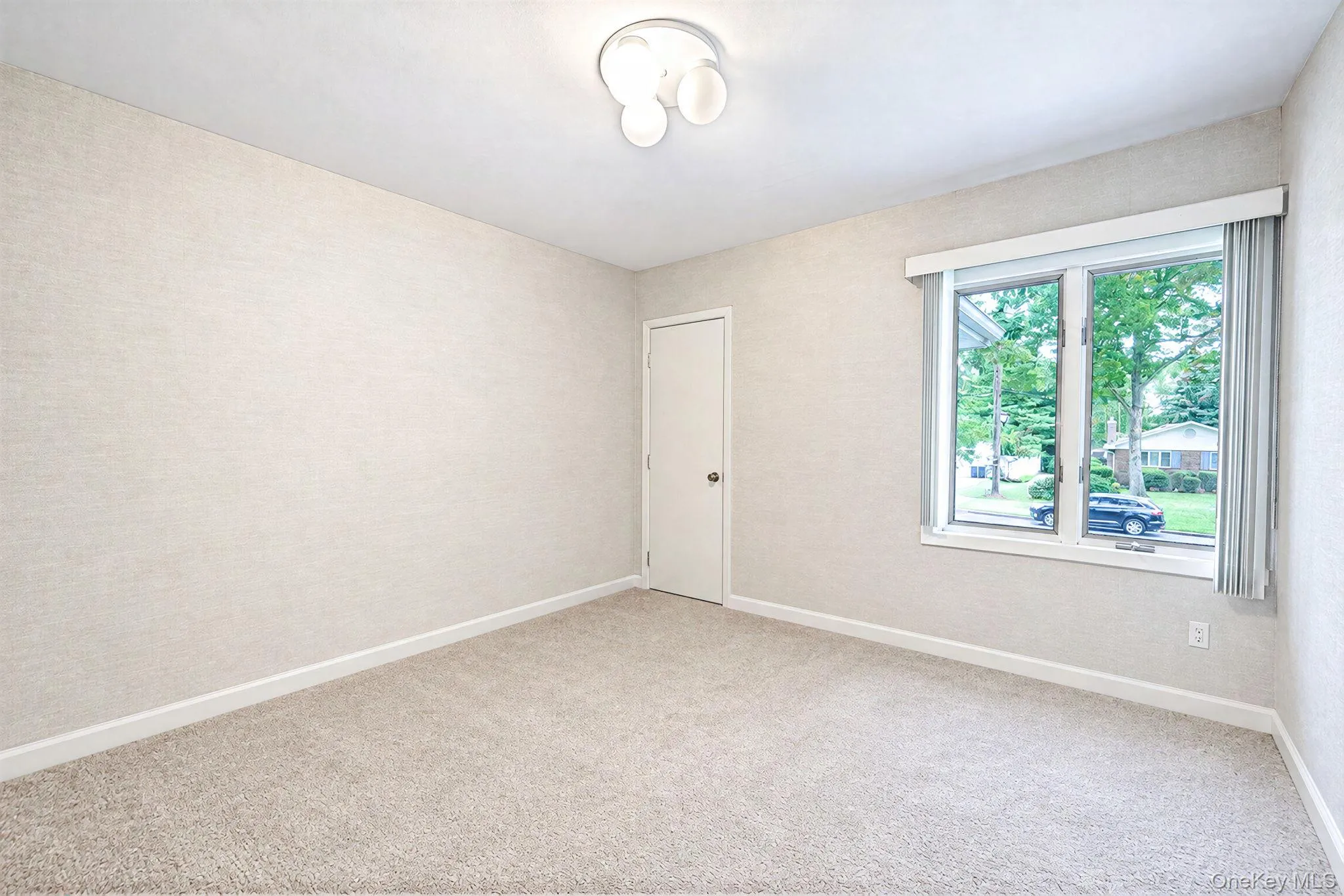3 Oasis Place, Huntington, NY, 4 Bedrooms Bedrooms, 8 Rooms Rooms,2 BathroomsBathrooms,Residential,For Rent,Oasis,0,1055721 3 Oasis Place, Huntington, NY, 4 Bedrooms Bedrooms, 8 Rooms Rooms,2 BathroomsBathrooms,Residential,For Rent,Oasis,0,1055721