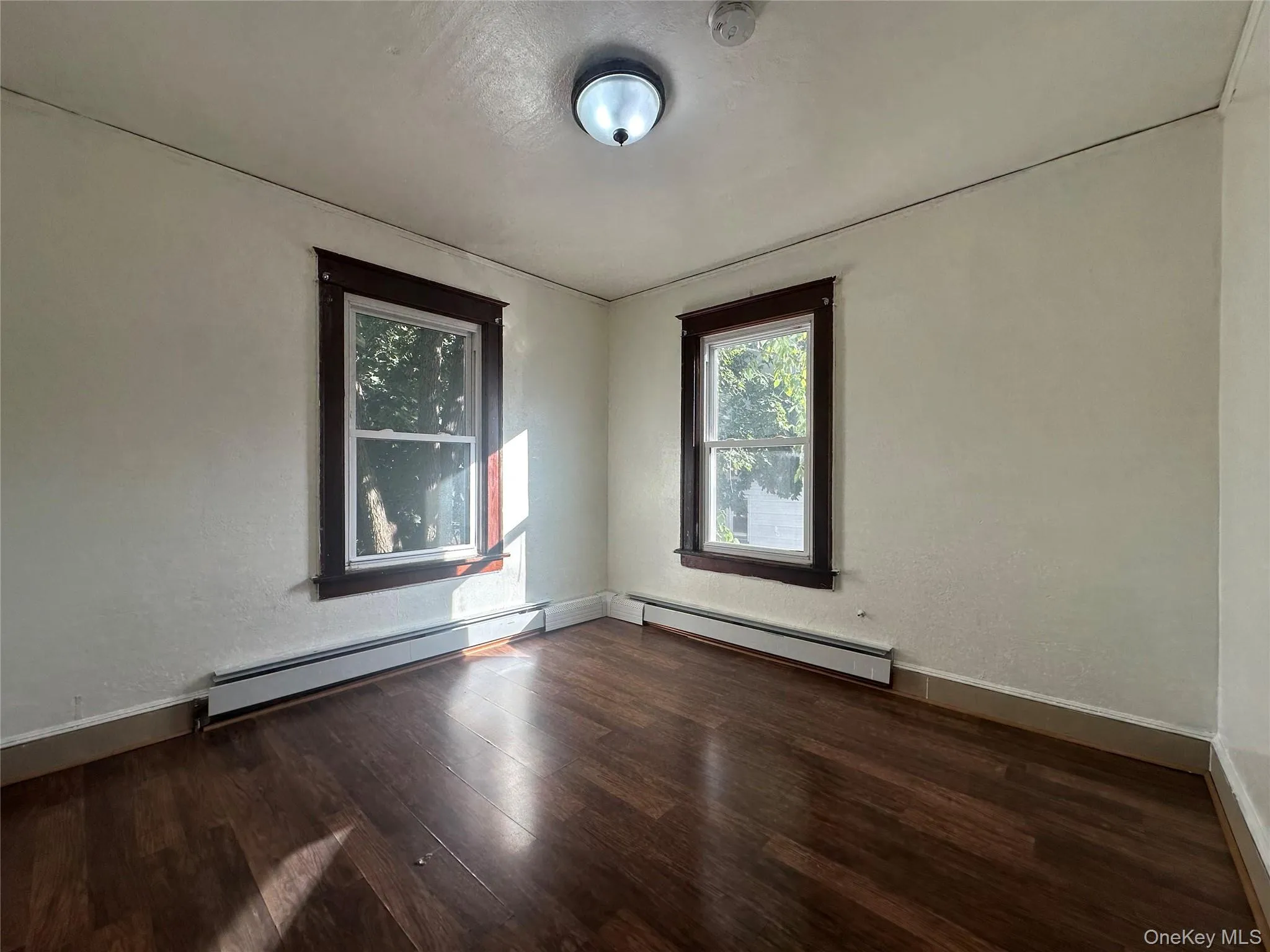 4 Harding Street, Middletown, NY, 4 Bedrooms Bedrooms, 6 Rooms Rooms,2 BathroomsBathrooms,Residential,For Rent,Harding,0,1055722 4 Harding Street, Middletown, NY, 4 Bedrooms Bedrooms, 6 Rooms Rooms,2 BathroomsBathrooms,Residential,For Rent,Harding,0,1055722