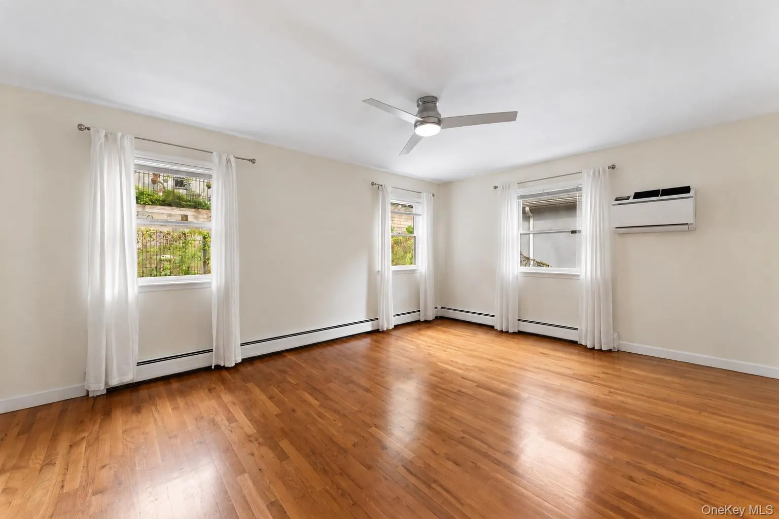 235 Bronx River Road, Yonkers, NY, 3 Bedroom Bedrooms, 5 Room Rooms,2 BathroomBathrooms,Residential Lease,For Rent,Bronx River,0,1055731 235 Bronx River Road, Yonkers, NY, 3 Bedroom Bedrooms, 5 Room Rooms,2 BathroomBathrooms,Residential Lease,For Rent,Bronx River,0,1055731