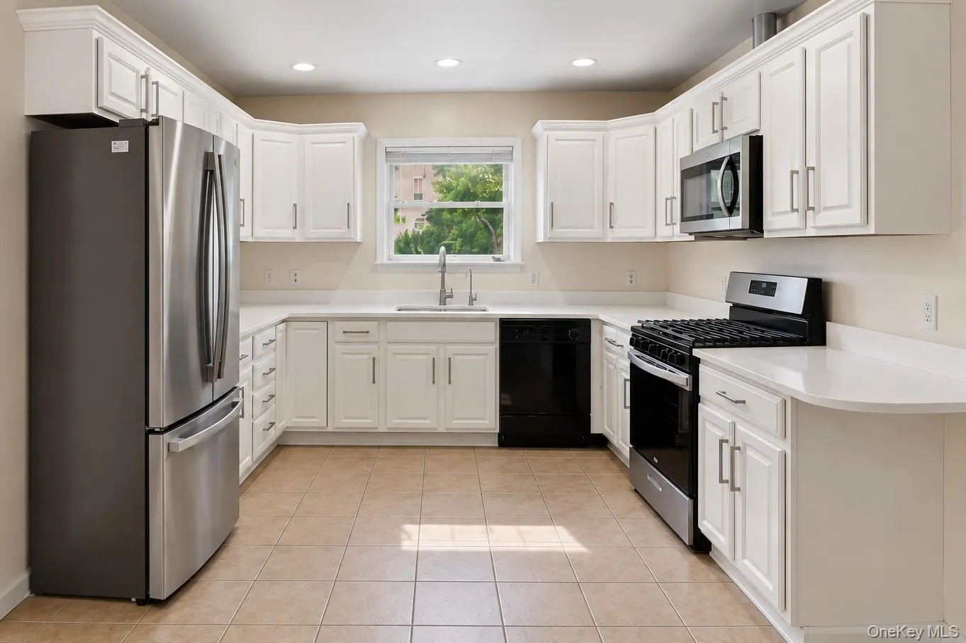 235 Bronx River Road, Yonkers, NY, 3 Bedroom Bedrooms, 5 Room Rooms,2 BathroomBathrooms,Residential Lease,For Rent,Bronx River,0,1055731 235 Bronx River Road, Yonkers, NY, 3 Bedroom Bedrooms, 5 Room Rooms,2 BathroomBathrooms,Residential Lease,For Rent,Bronx River,0,1055731
