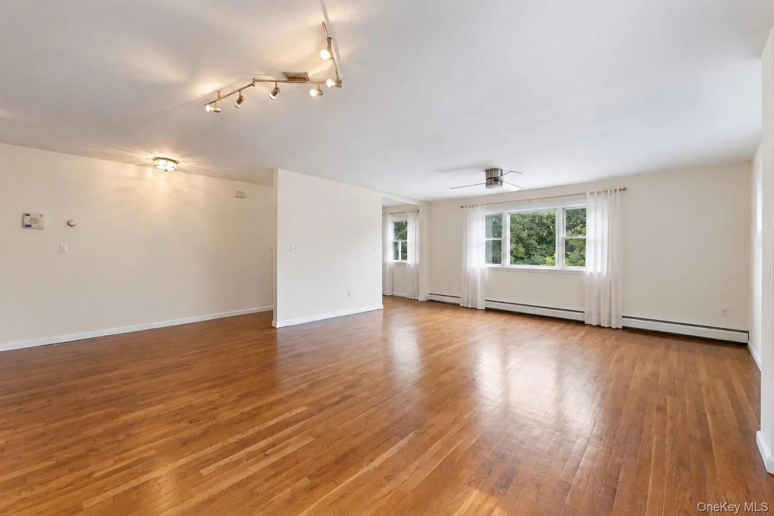 235 Bronx River Road, Yonkers, NY, 3 Bedroom Bedrooms, 5 Room Rooms,2 BathroomBathrooms,Residential Lease,For Rent,Bronx River,0,1055731 235 Bronx River Road, Yonkers, NY, 3 Bedroom Bedrooms, 5 Room Rooms,2 BathroomBathrooms,Residential Lease,For Rent,Bronx River,0,1055731