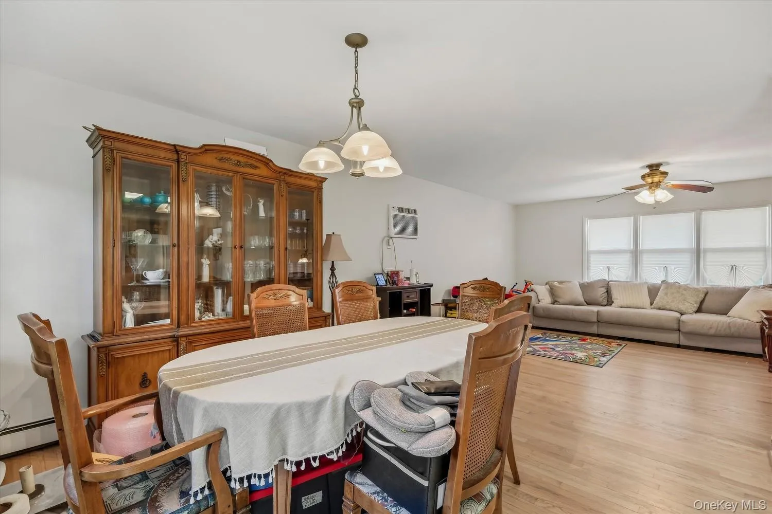 5 Bird Lane, Poughkeepsie, NY, 3 Bedrooms Bedrooms, 6 Rooms Rooms,2 BathroomsBathrooms,Residential,For Rent,Bird,0,1055735 5 Bird Lane, Poughkeepsie, NY, 3 Bedrooms Bedrooms, 6 Rooms Rooms,2 BathroomsBathrooms,Residential,For Rent,Bird,0,1055735