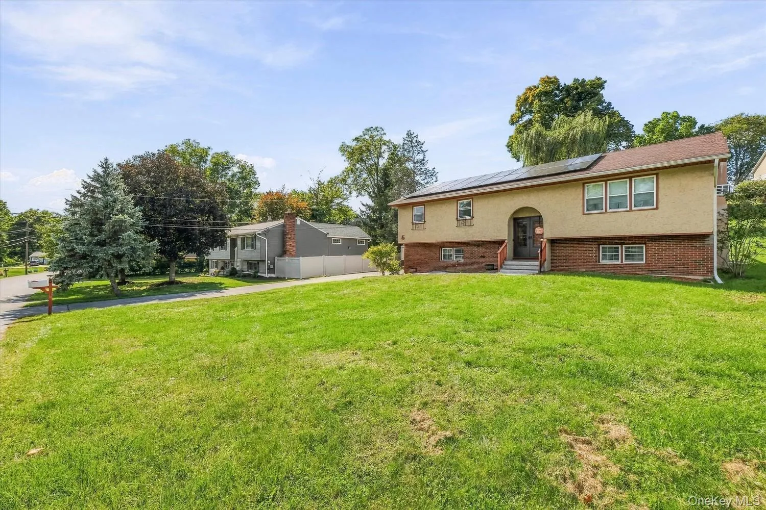 5 Bird Lane, Poughkeepsie, NY, 3 Bedrooms Bedrooms, 6 Rooms Rooms,2 BathroomsBathrooms,Residential,For Rent,Bird,0,1055735 5 Bird Lane, Poughkeepsie, NY, 3 Bedrooms Bedrooms, 6 Rooms Rooms,2 BathroomsBathrooms,Residential,For Rent,Bird,0,1055735