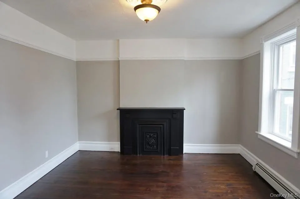176 Mill Street, Poughkeepsie, NY, 3 Bedrooms Bedrooms, 6 Rooms Rooms,1 BathroomBathrooms,Residential Lease,For Rent,Mill,0,1055736 176 Mill Street, Poughkeepsie, NY, 3 Bedrooms Bedrooms, 6 Rooms Rooms,1 BathroomBathrooms,Residential Lease,For Rent,Mill,0,1055736