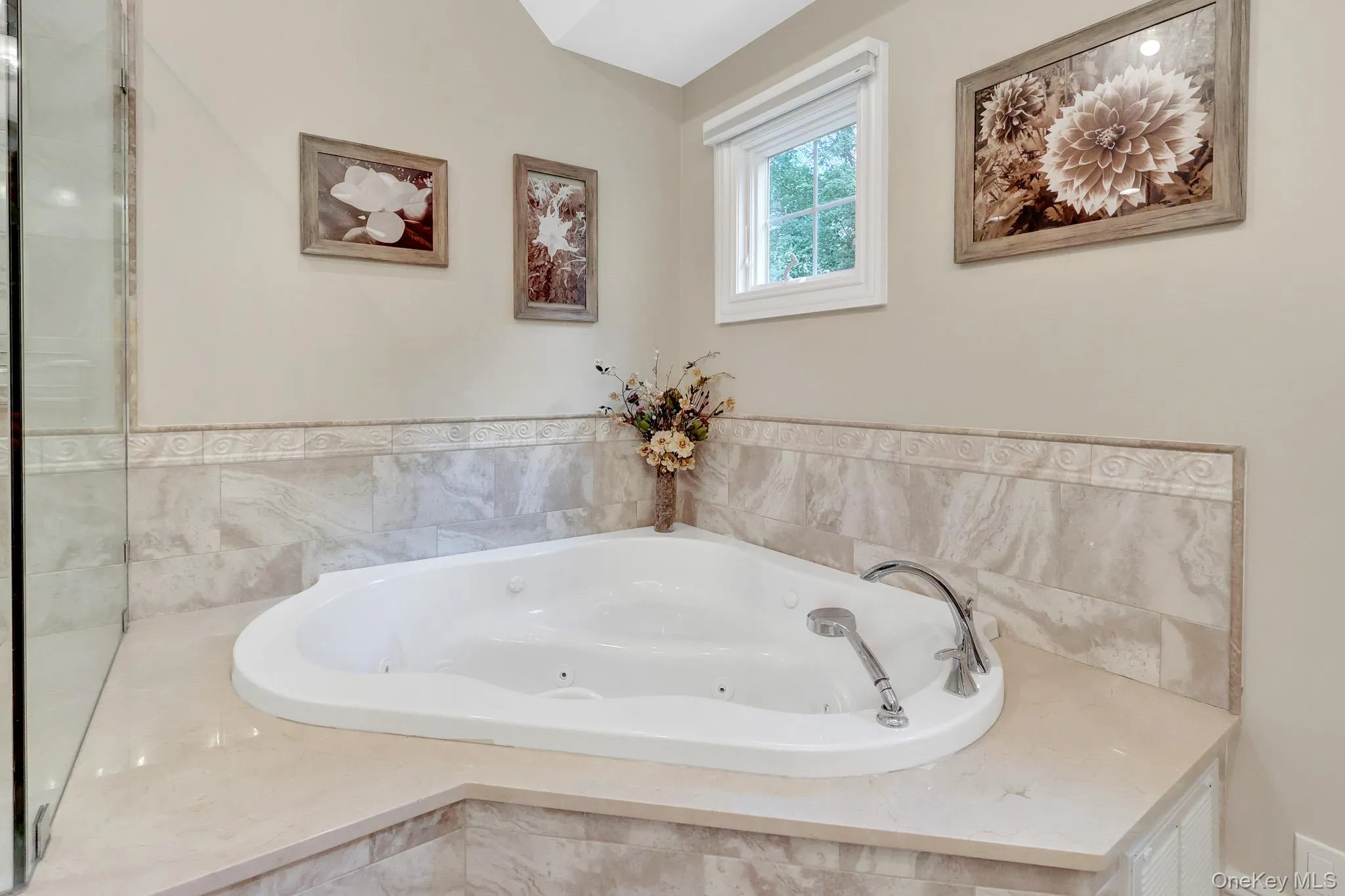 53 Bell Circle, Brookhaven, NY, 5 Bedrooms Bedrooms, 10 Rooms Rooms,3 BathroomsBathrooms,Residential,For Rent,Bell,0,1055738 53 Bell Circle, Brookhaven, NY, 5 Bedrooms Bedrooms, 10 Rooms Rooms,3 BathroomsBathrooms,Residential,For Rent,Bell,0,1055738