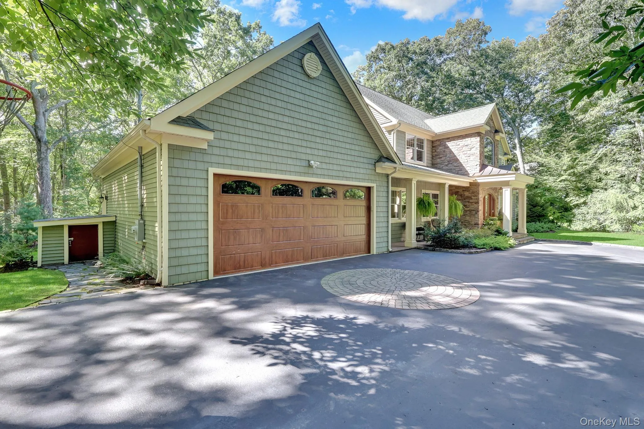 53 Bell Circle, Brookhaven, NY, 5 Bedrooms Bedrooms, 10 Rooms Rooms,3 BathroomsBathrooms,Residential,For Rent,Bell,0,1055738 53 Bell Circle, Brookhaven, NY, 5 Bedrooms Bedrooms, 10 Rooms Rooms,3 BathroomsBathrooms,Residential,For Rent,Bell,0,1055738