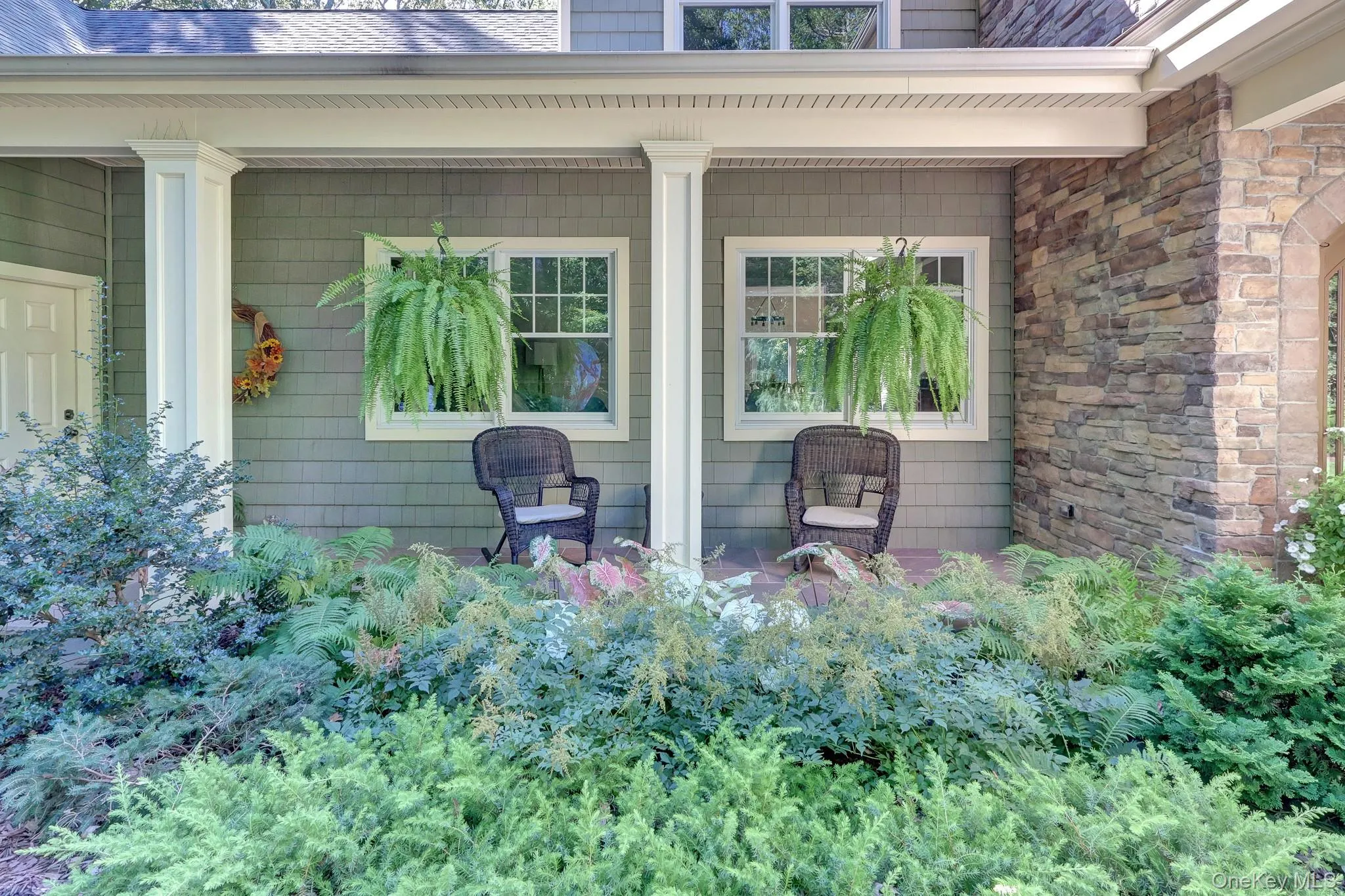 53 Bell Circle, Brookhaven, NY, 5 Bedrooms Bedrooms, 10 Rooms Rooms,3 BathroomsBathrooms,Residential,For Rent,Bell,0,1055738 53 Bell Circle, Brookhaven, NY, 5 Bedrooms Bedrooms, 10 Rooms Rooms,3 BathroomsBathrooms,Residential,For Rent,Bell,0,1055738