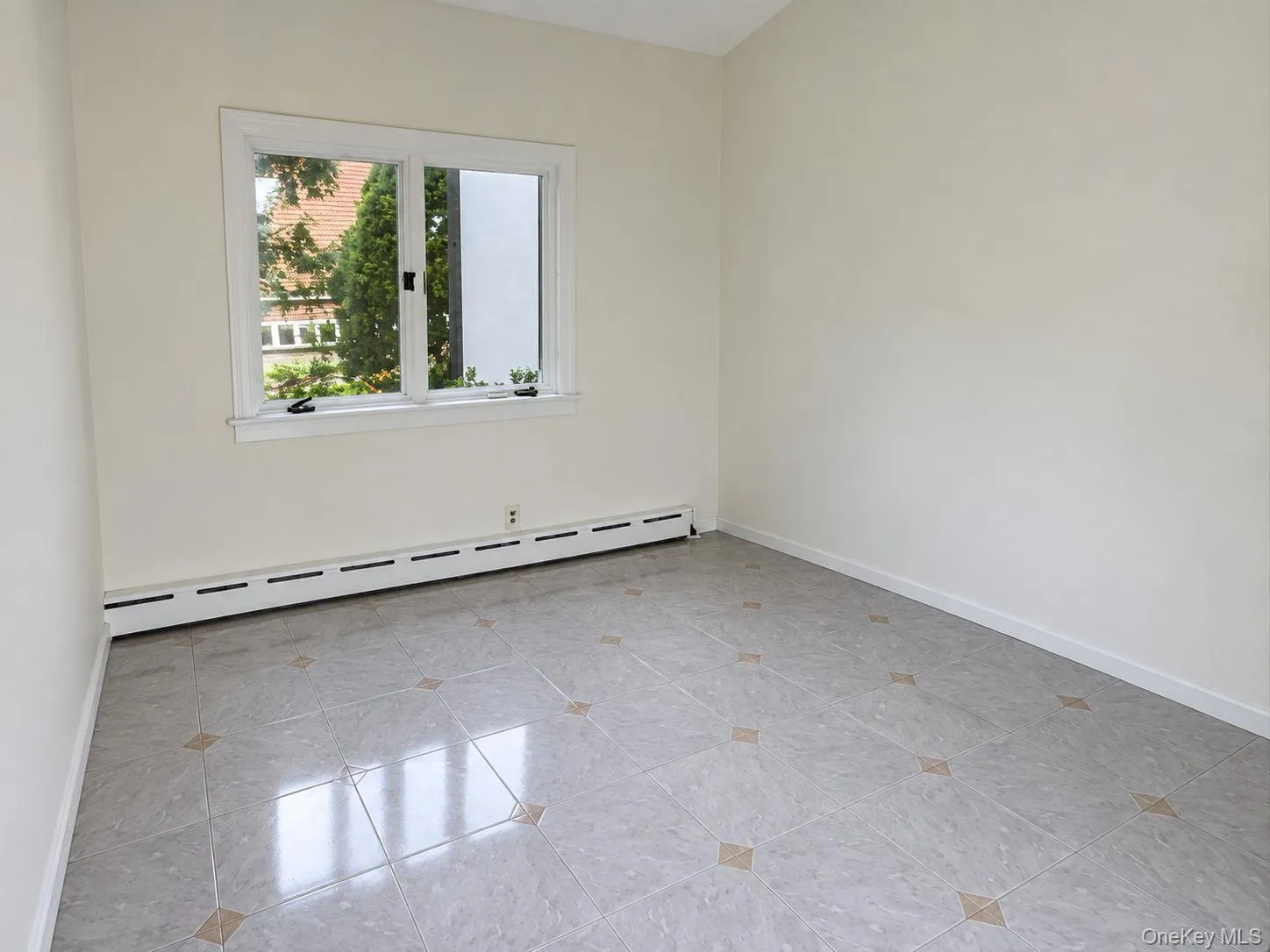 141 aka 145 Buckingham Road, Yonkers, NY, 5 Bedrooms Bedrooms, 10 Rooms Rooms,2 BathroomsBathrooms,Residential Lease,For Rent,Buckingham,0,1055739 141 aka 145 Buckingham Road, Yonkers, NY, 5 Bedrooms Bedrooms, 10 Rooms Rooms,2 BathroomsBathrooms,Residential Lease,For Rent,Buckingham,0,1055739