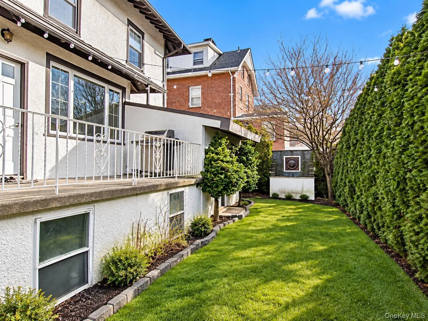 141 aka 145 Buckingham Road, Yonkers, NY, 5 Bedrooms Bedrooms, 10 Rooms Rooms,2 BathroomsBathrooms,Residential Lease,For Rent,Buckingham,0,1055739 141 aka 145 Buckingham Road, Yonkers, NY, 5 Bedrooms Bedrooms, 10 Rooms Rooms,2 BathroomsBathrooms,Residential Lease,For Rent,Buckingham,0,1055739