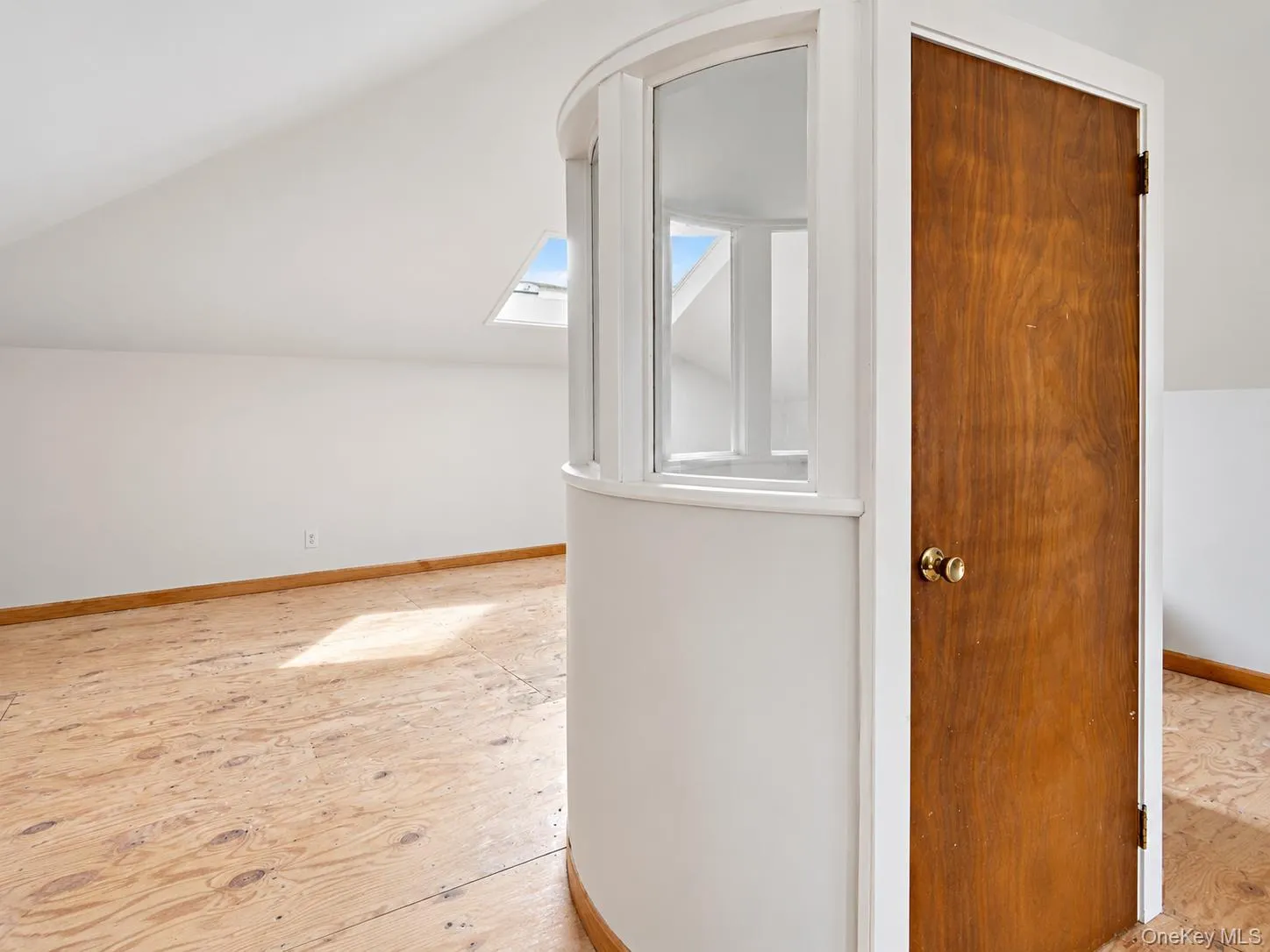 141 aka 145 Buckingham Road, Yonkers, NY, 5 Bedrooms Bedrooms, 10 Rooms Rooms,2 BathroomsBathrooms,Residential Lease,For Rent,Buckingham,0,1055739 141 aka 145 Buckingham Road, Yonkers, NY, 5 Bedrooms Bedrooms, 10 Rooms Rooms,2 BathroomsBathrooms,Residential Lease,For Rent,Buckingham,0,1055739
