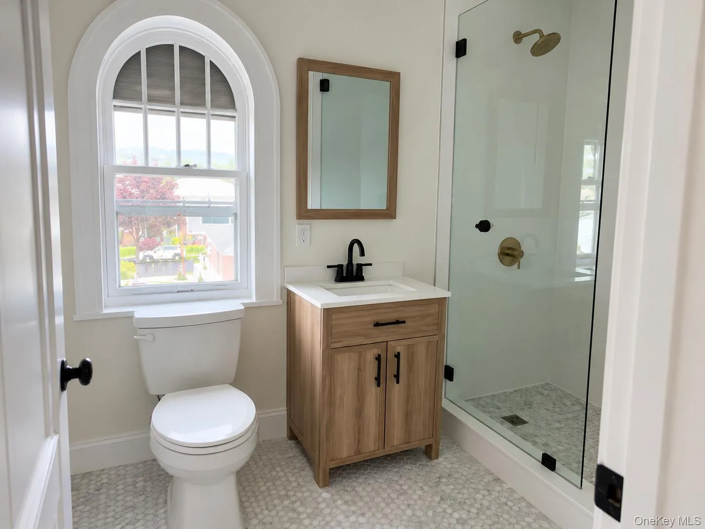 141 aka 145 Buckingham Road, Yonkers, NY, 5 Bedrooms Bedrooms, 10 Rooms Rooms,2 BathroomsBathrooms,Residential Lease,For Rent,Buckingham,0,1055739 141 aka 145 Buckingham Road, Yonkers, NY, 5 Bedrooms Bedrooms, 10 Rooms Rooms,2 BathroomsBathrooms,Residential Lease,For Rent,Buckingham,0,1055739