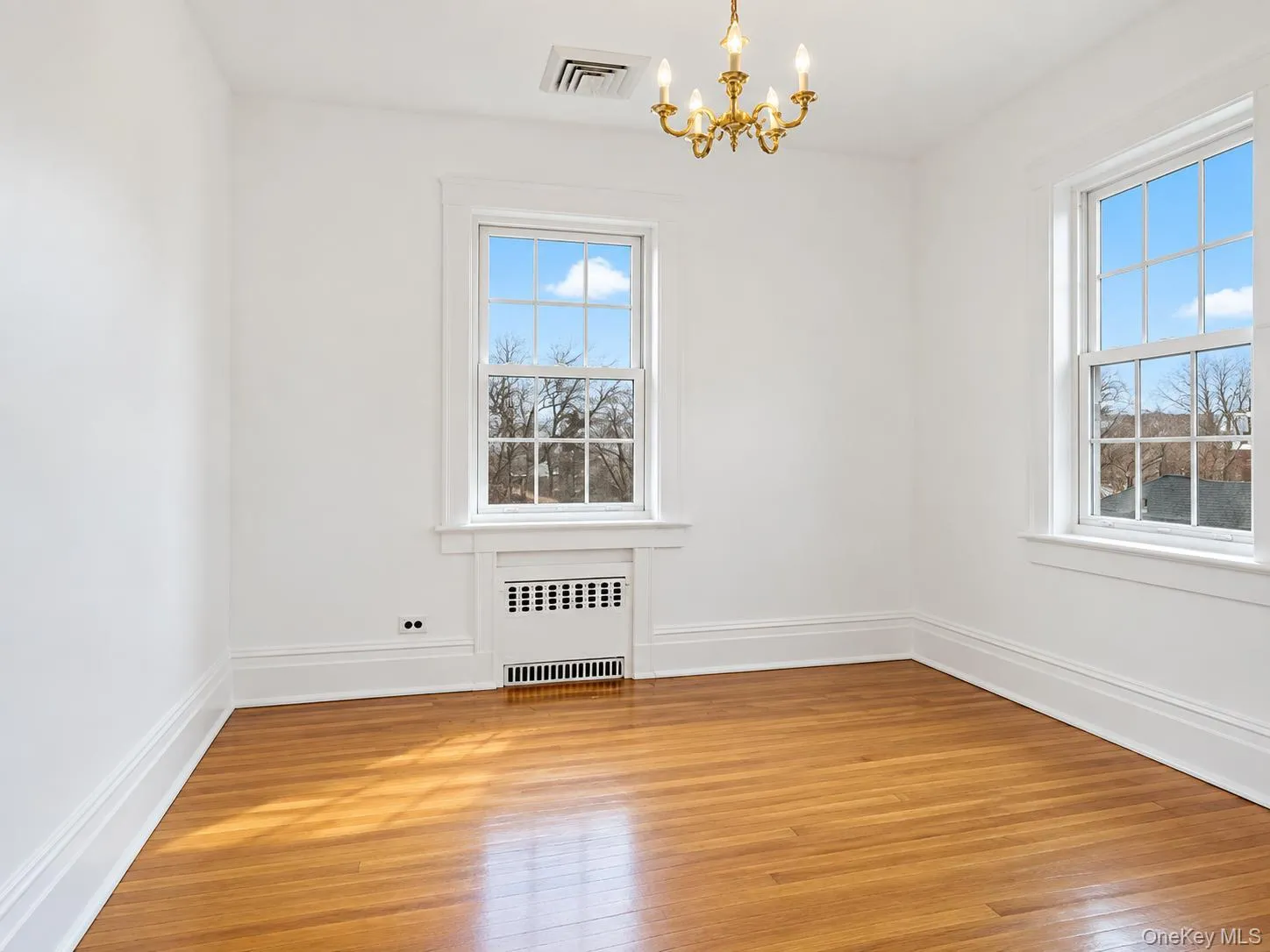 141 aka 145 Buckingham Road, Yonkers, NY, 5 Bedrooms Bedrooms, 10 Rooms Rooms,2 BathroomsBathrooms,Residential Lease,For Rent,Buckingham,0,1055739 141 aka 145 Buckingham Road, Yonkers, NY, 5 Bedrooms Bedrooms, 10 Rooms Rooms,2 BathroomsBathrooms,Residential Lease,For Rent,Buckingham,0,1055739