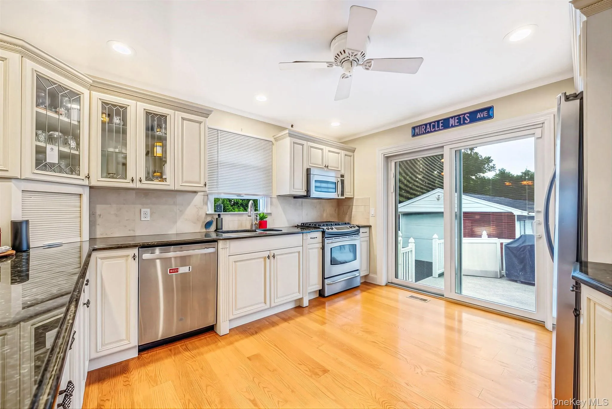 9 Cortelyou Street, Huntington, NY, 4 Bedrooms Bedrooms, 13 Rooms Rooms,2 BathroomsBathrooms,Residential,For Rent,Cortelyou,0,1055746 9 Cortelyou Street, Huntington, NY, 4 Bedrooms Bedrooms, 13 Rooms Rooms,2 BathroomsBathrooms,Residential,For Rent,Cortelyou,0,1055746