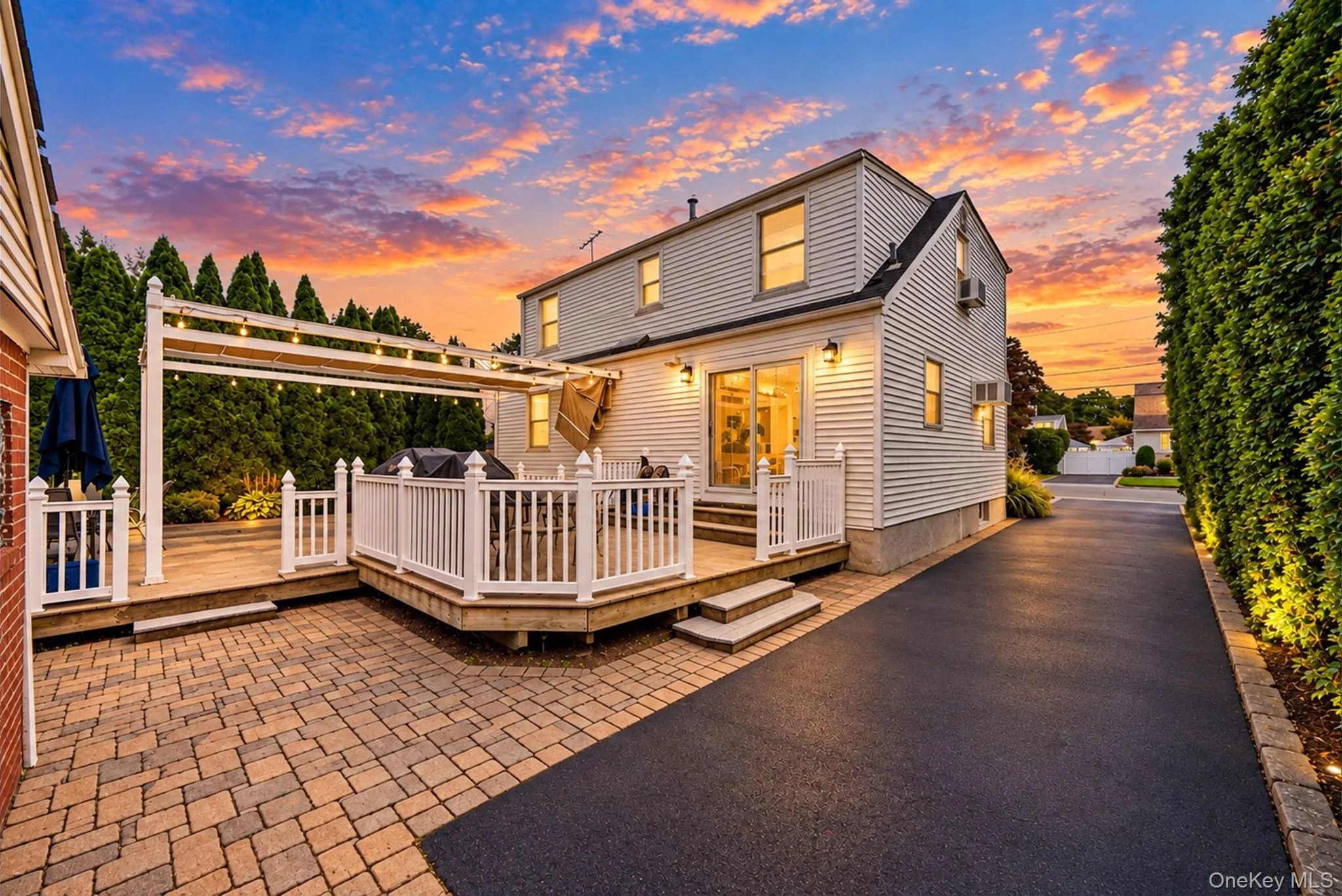 9 Cortelyou Street, Huntington, NY, 4 Bedrooms Bedrooms, 13 Rooms Rooms,2 BathroomsBathrooms,Residential,For Rent,Cortelyou,0,1055746 9 Cortelyou Street, Huntington, NY, 4 Bedrooms Bedrooms, 13 Rooms Rooms,2 BathroomsBathrooms,Residential,For Rent,Cortelyou,0,1055746