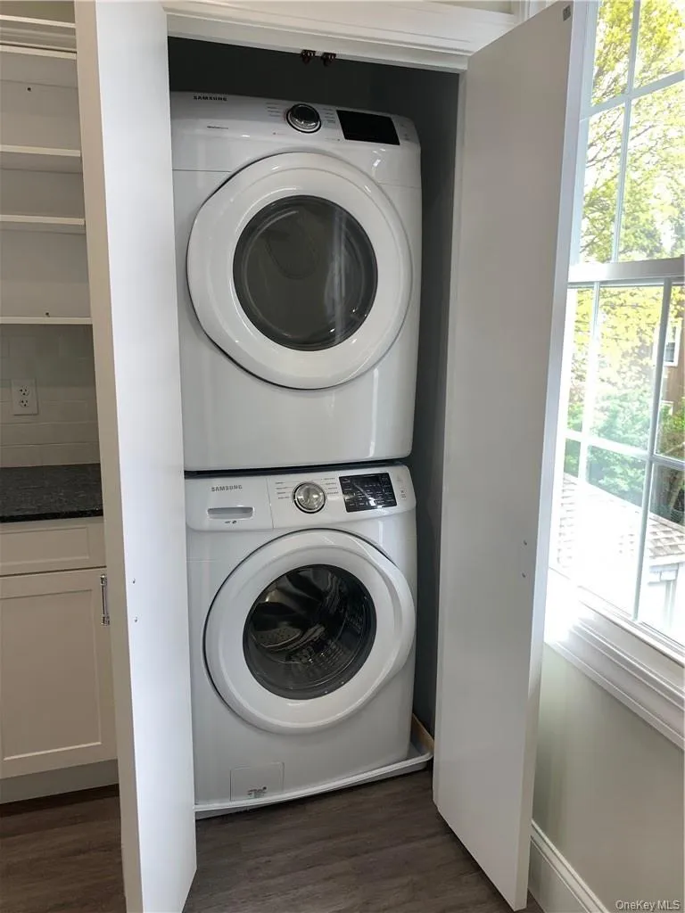 washer/dryer in kitchen washer/dryer in kitchen