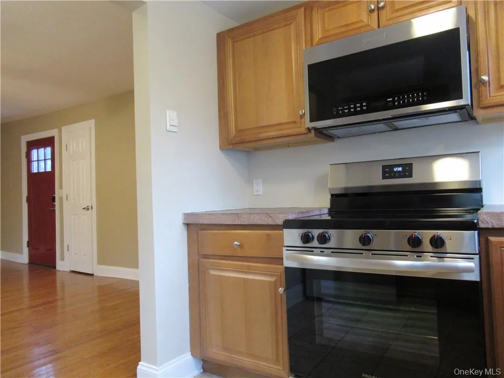 Microwave with built in air fryer! Microwave with built in air fryer!