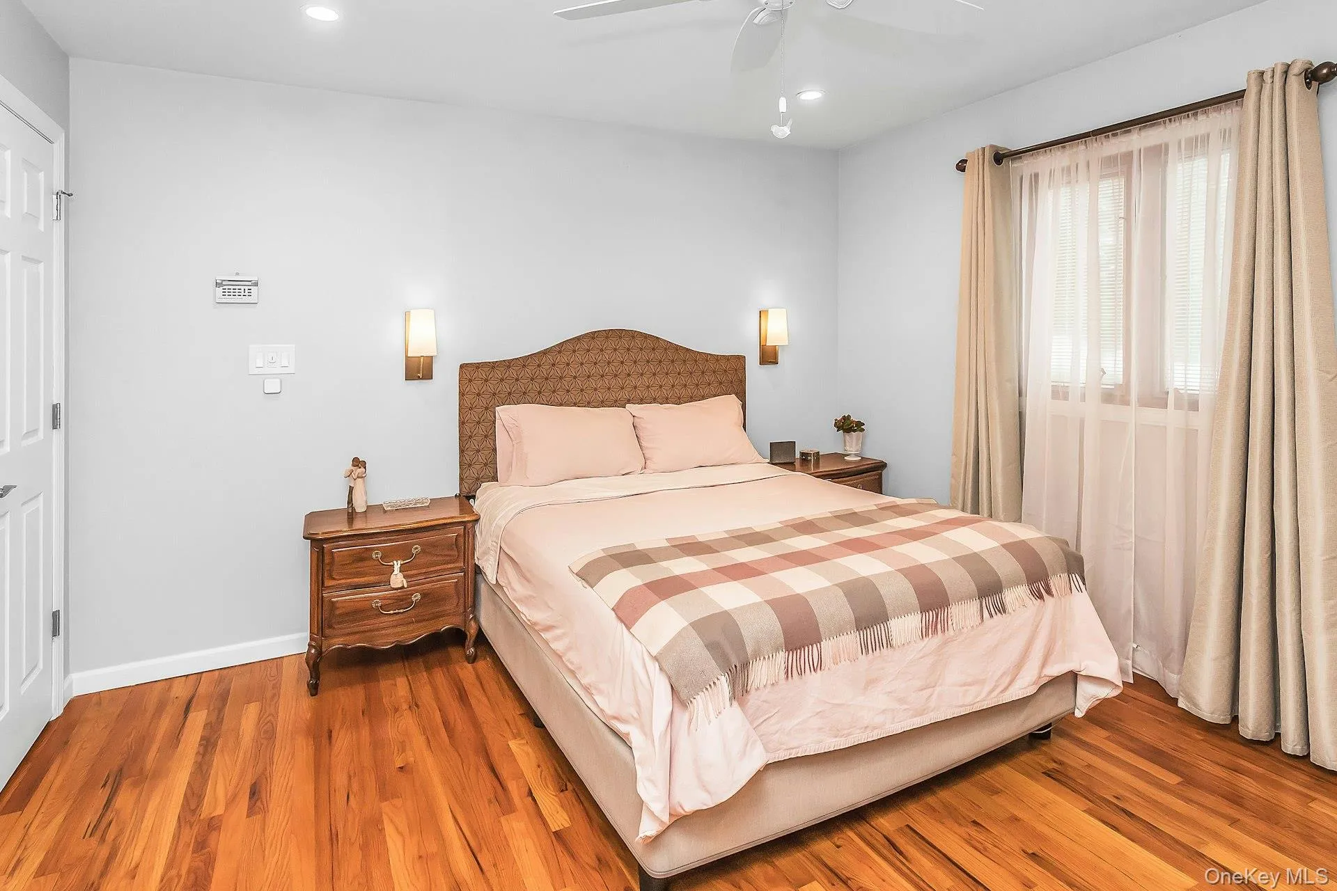 22 Rolling Hills Drive, Huntington, NY, 3 Bedrooms Bedrooms, 7 Rooms Rooms,2 BathroomsBathrooms,Residential,For Rent,Rolling Hills,0,1055752 22 Rolling Hills Drive, Huntington, NY, 3 Bedrooms Bedrooms, 7 Rooms Rooms,2 BathroomsBathrooms,Residential,For Rent,Rolling Hills,0,1055752