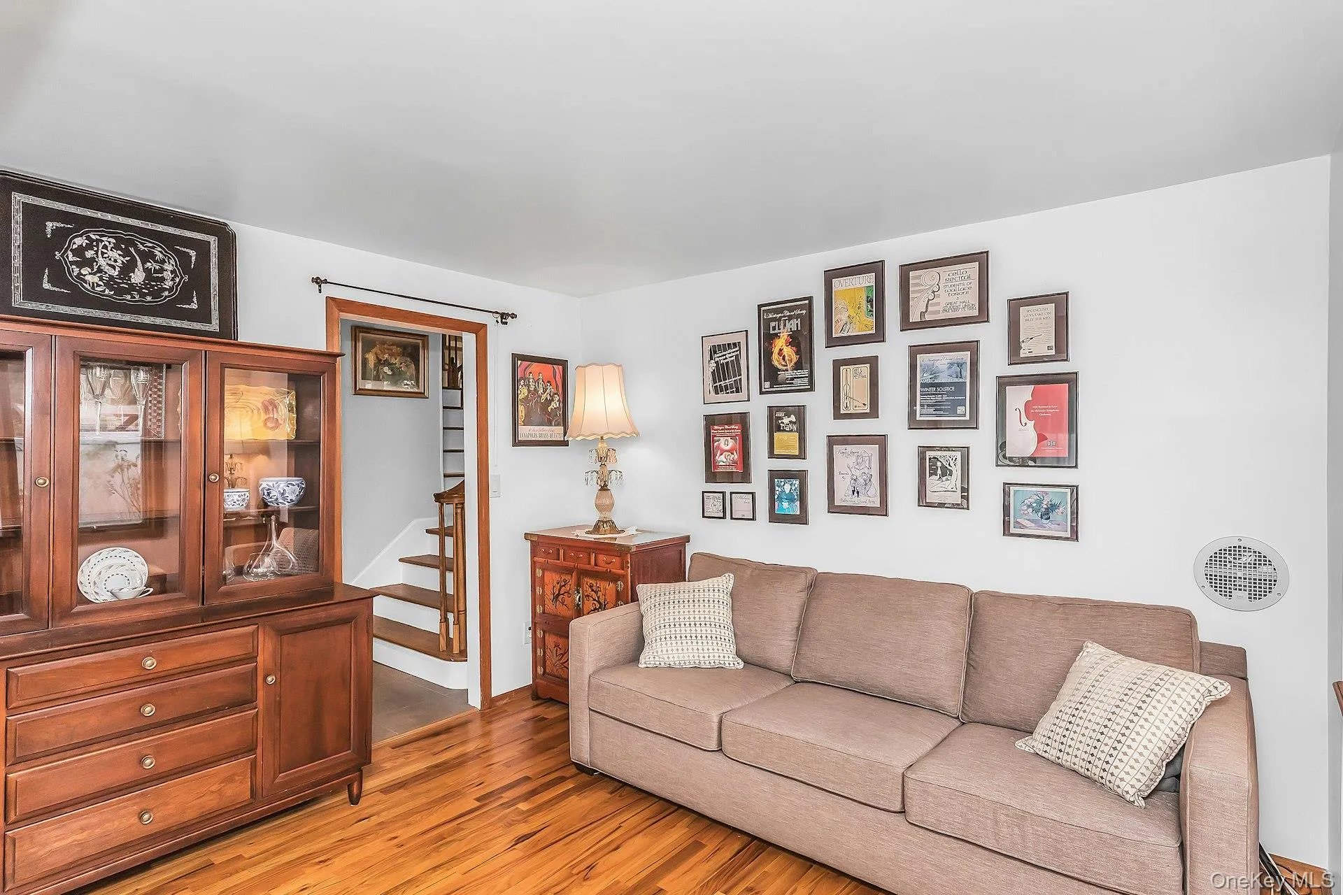 22 Rolling Hills Drive, Huntington, NY, 3 Bedrooms Bedrooms, 7 Rooms Rooms,2 BathroomsBathrooms,Residential,For Rent,Rolling Hills,0,1055752 22 Rolling Hills Drive, Huntington, NY, 3 Bedrooms Bedrooms, 7 Rooms Rooms,2 BathroomsBathrooms,Residential,For Rent,Rolling Hills,0,1055752