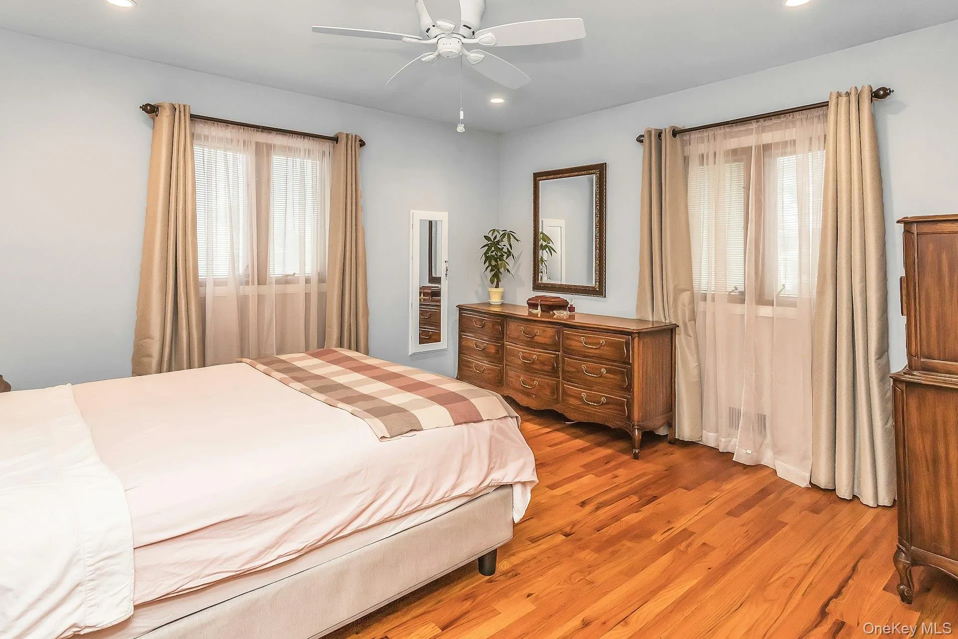 22 Rolling Hills Drive, Huntington, NY, 3 Bedrooms Bedrooms, 7 Rooms Rooms,2 BathroomsBathrooms,Residential,For Rent,Rolling Hills,0,1055752 22 Rolling Hills Drive, Huntington, NY, 3 Bedrooms Bedrooms, 7 Rooms Rooms,2 BathroomsBathrooms,Residential,For Rent,Rolling Hills,0,1055752