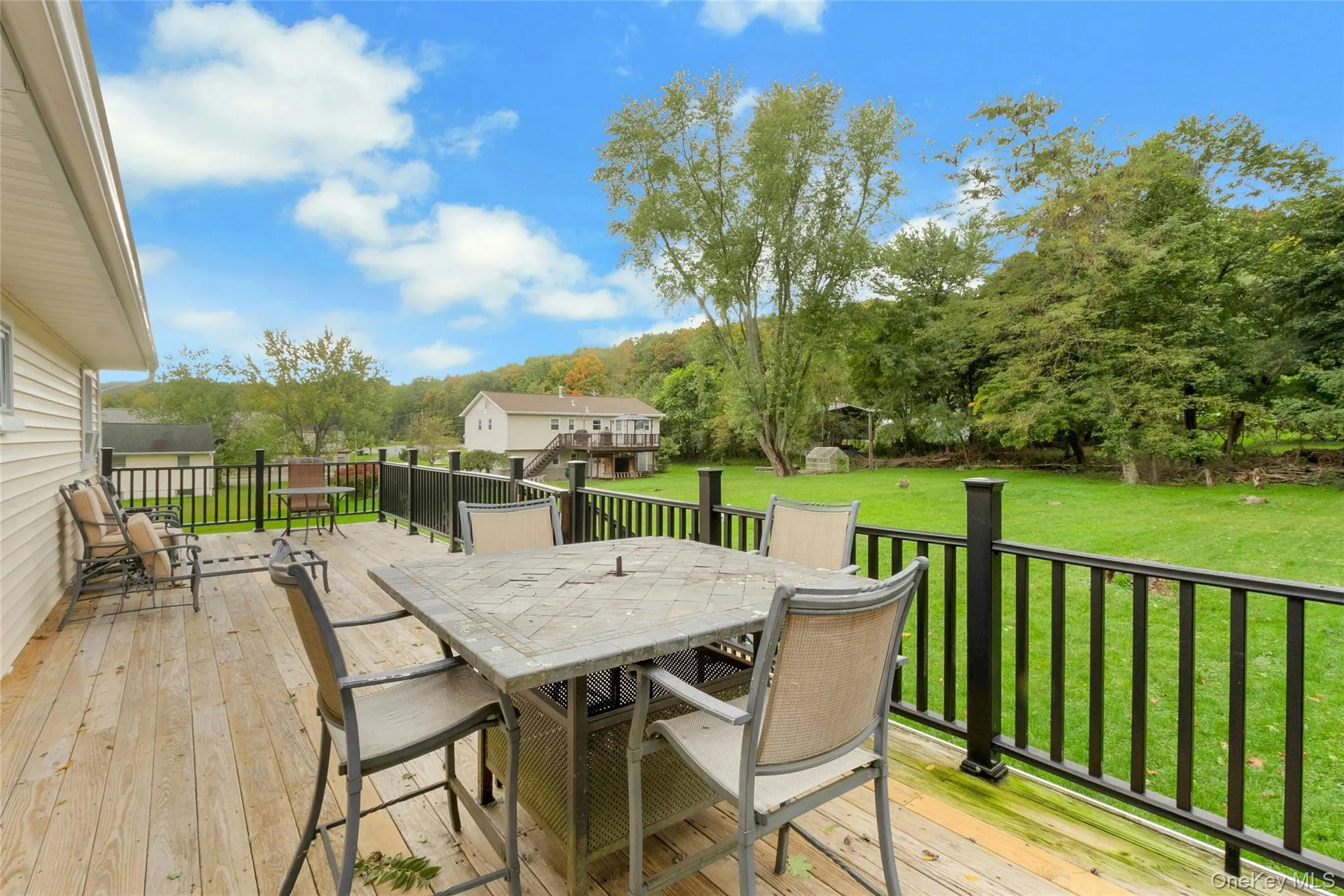 17 Hunter Street, Woodbury, NY, 3 Bedrooms Bedrooms, 8 Rooms Rooms,2 BathroomsBathrooms,Residential,For Rent,Hunter,0,1055761 17 Hunter Street, Woodbury, NY, 3 Bedrooms Bedrooms, 8 Rooms Rooms,2 BathroomsBathrooms,Residential,For Rent,Hunter,0,1055761